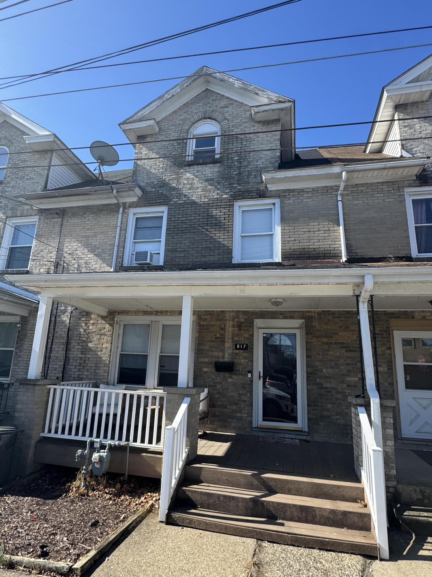 817 Louis Street, Easton, Pennsylvania image 1
