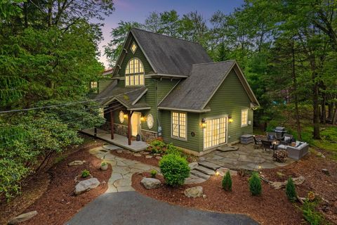 7 Red Oak Road Lake Harmony PA 18624