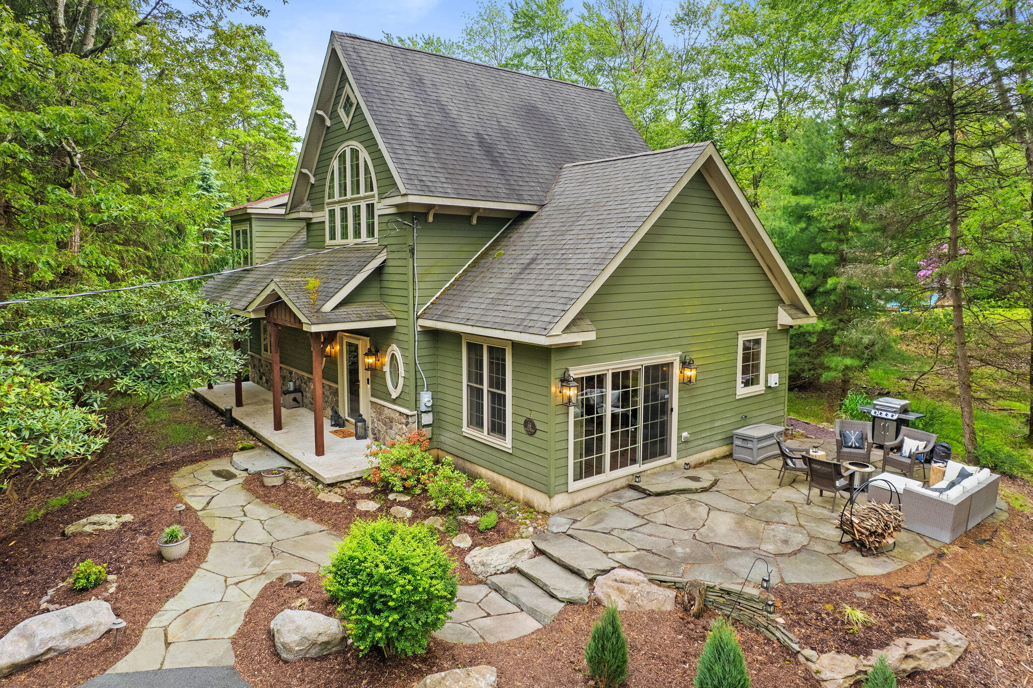 7 Red Oak Road