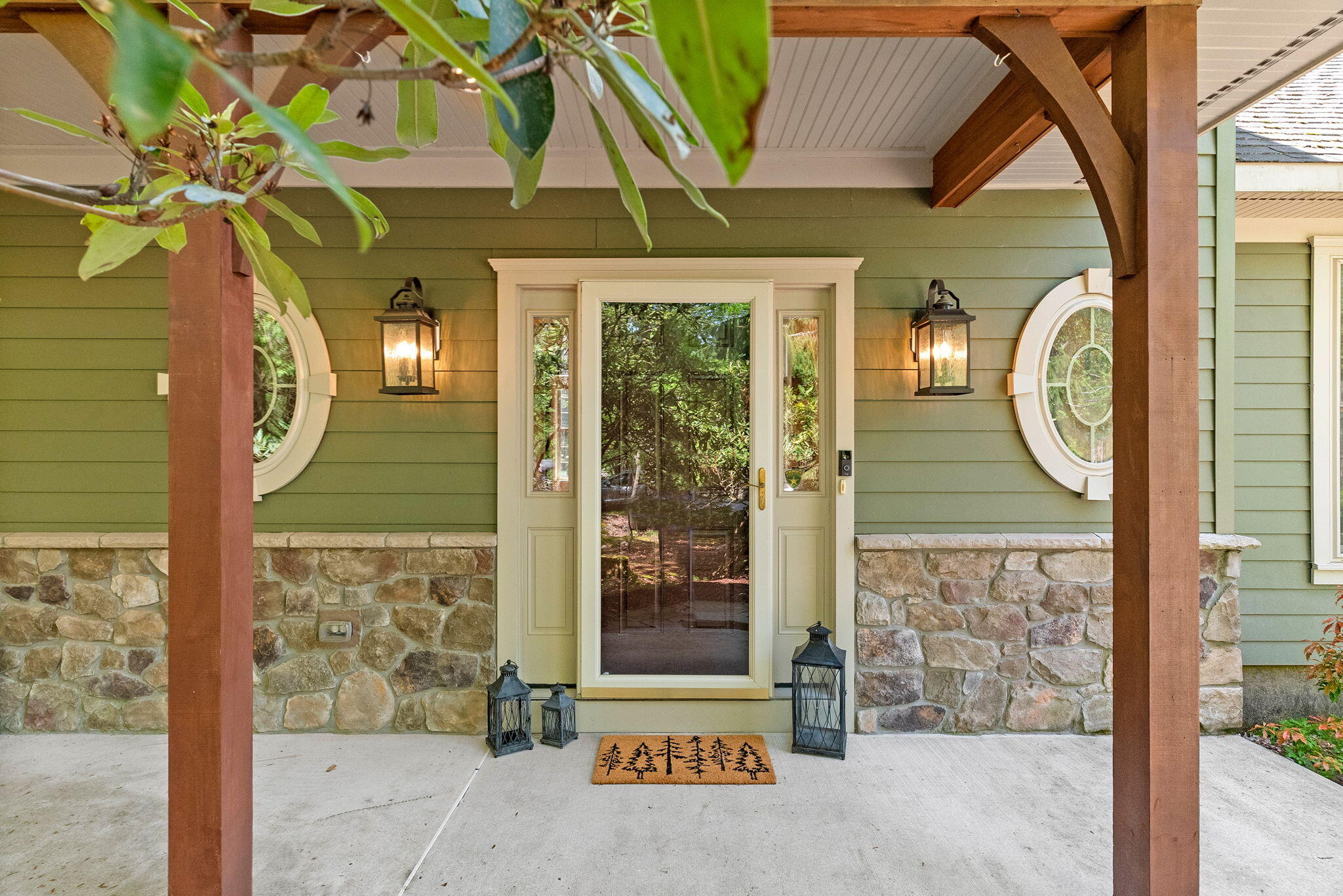 7 Red Oak Road