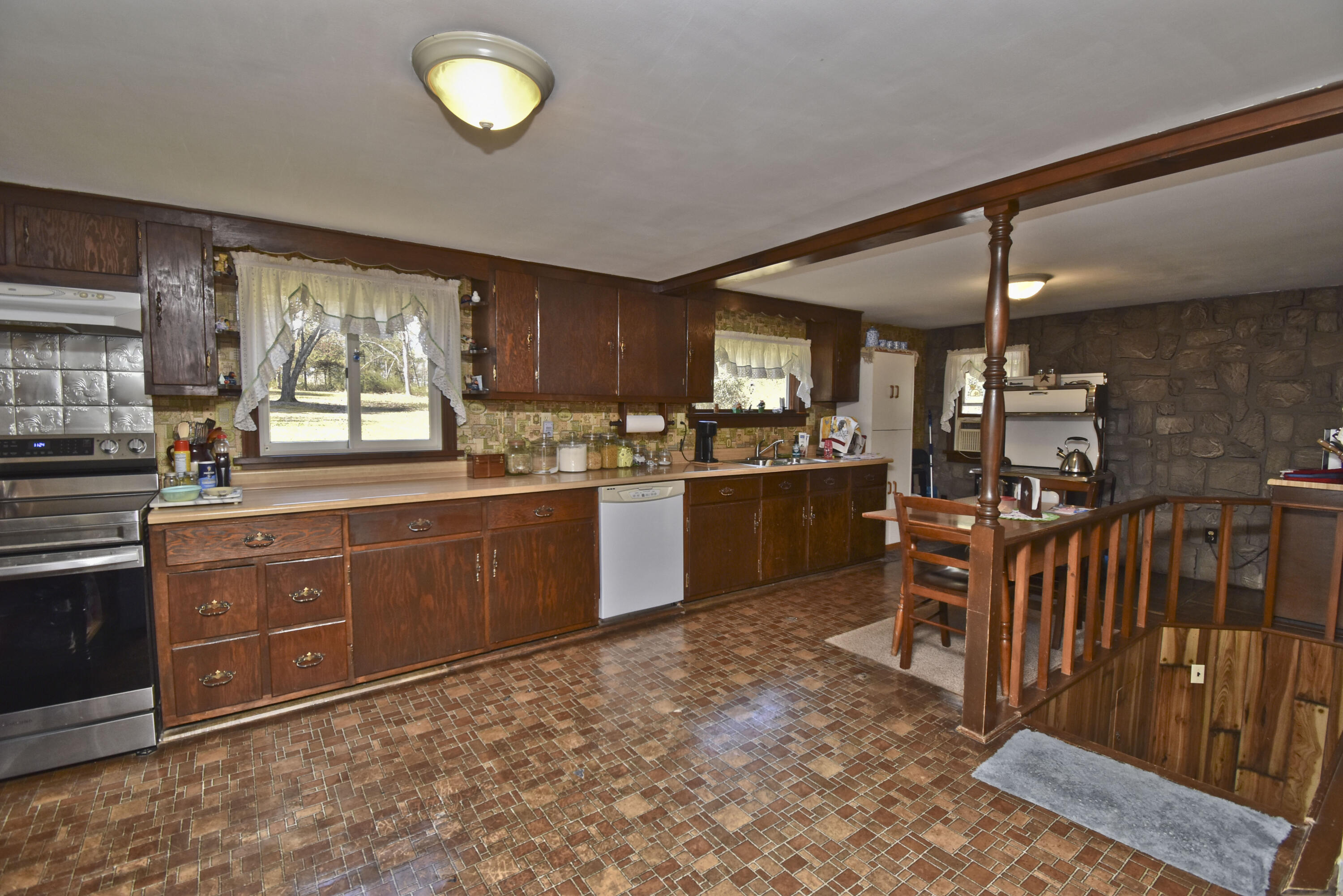 139 Place Lane, East Stroudsburg, Pennsylvania image 13