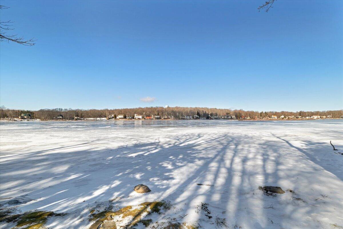 1431 Waterfront Drive, Tobyhanna, Pennsylvania image 6