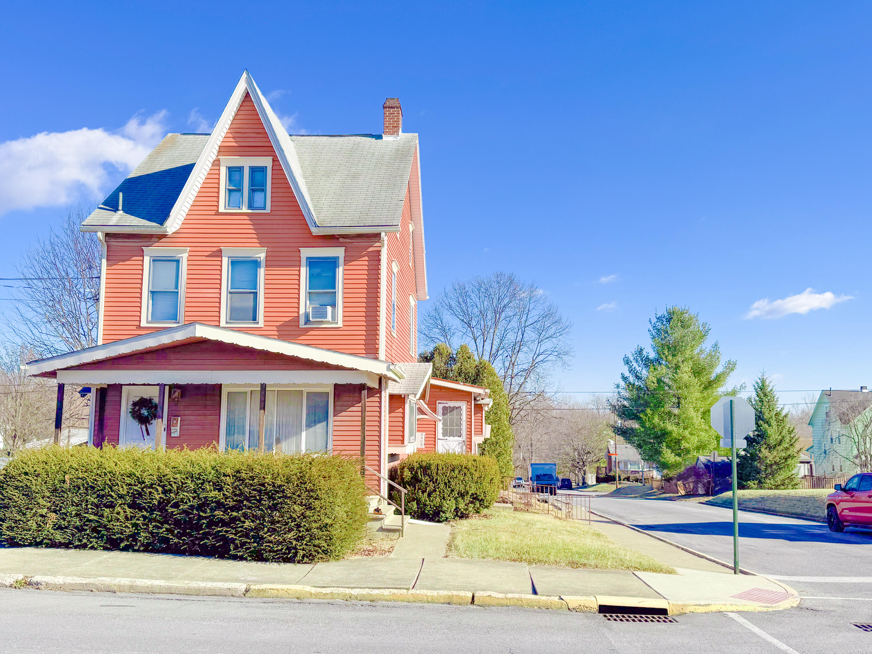 2203 Siegfried Avenue, Northampton, Pennsylvania image 3