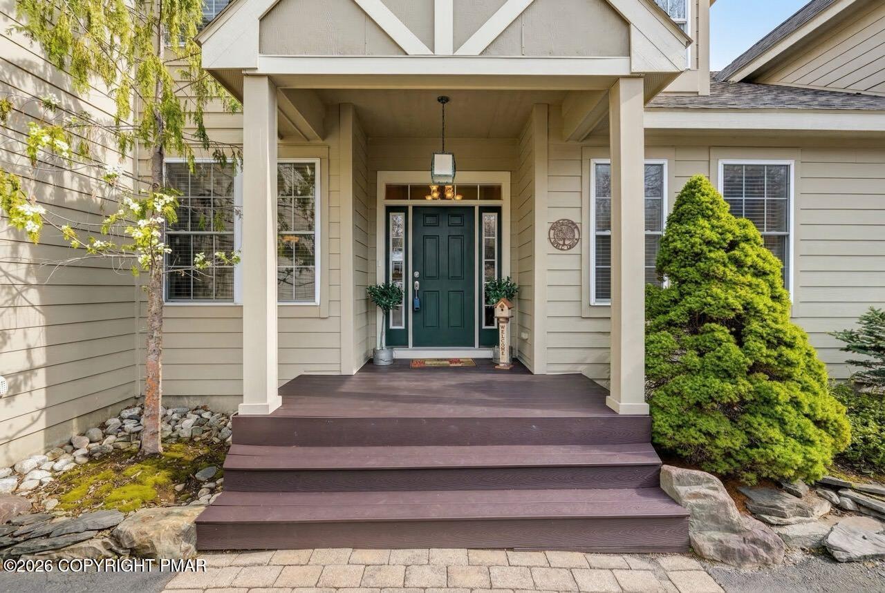 102 Pine Needle Lane