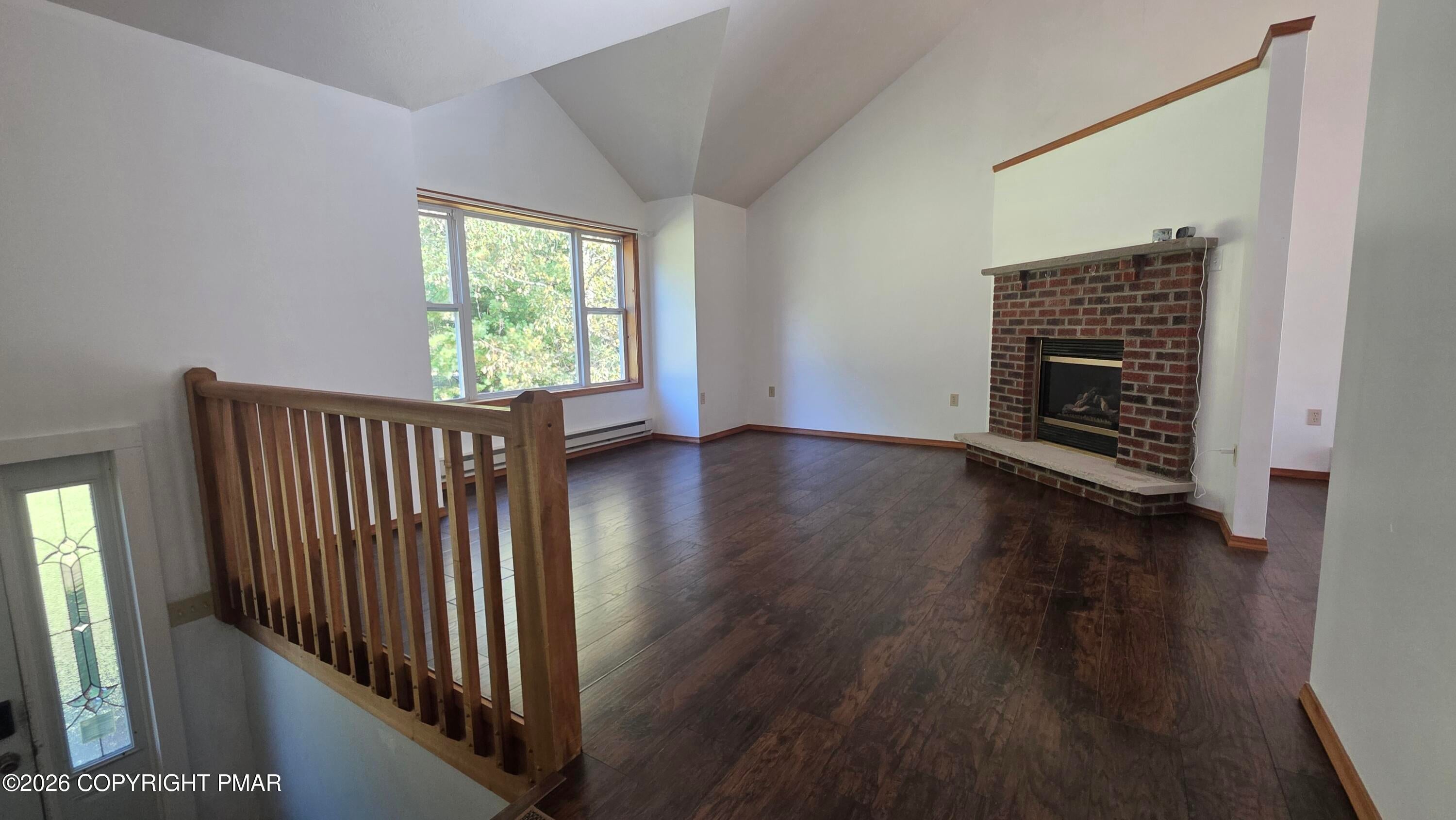 838 Cayuga Way