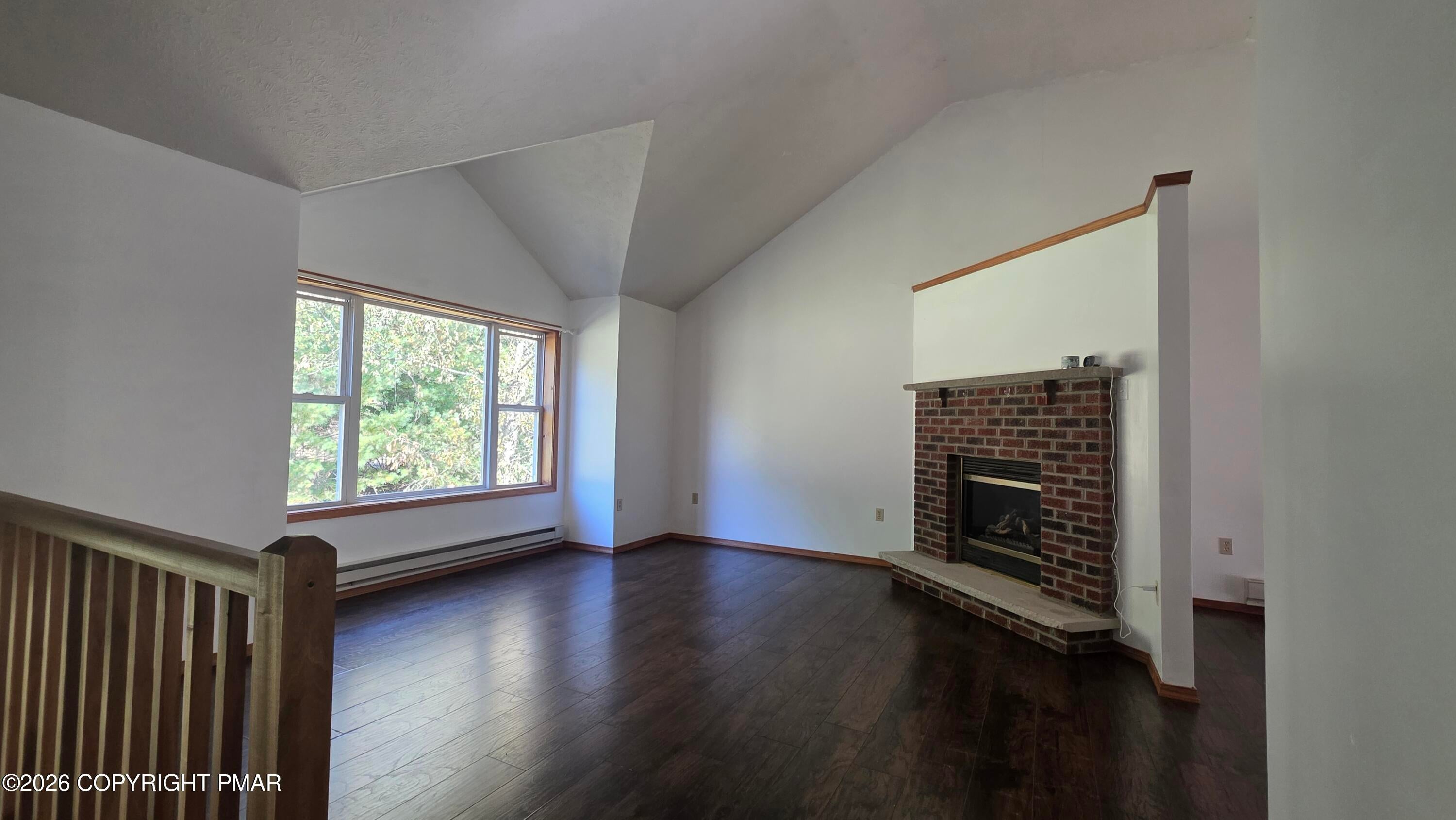 838 Cayuga Way