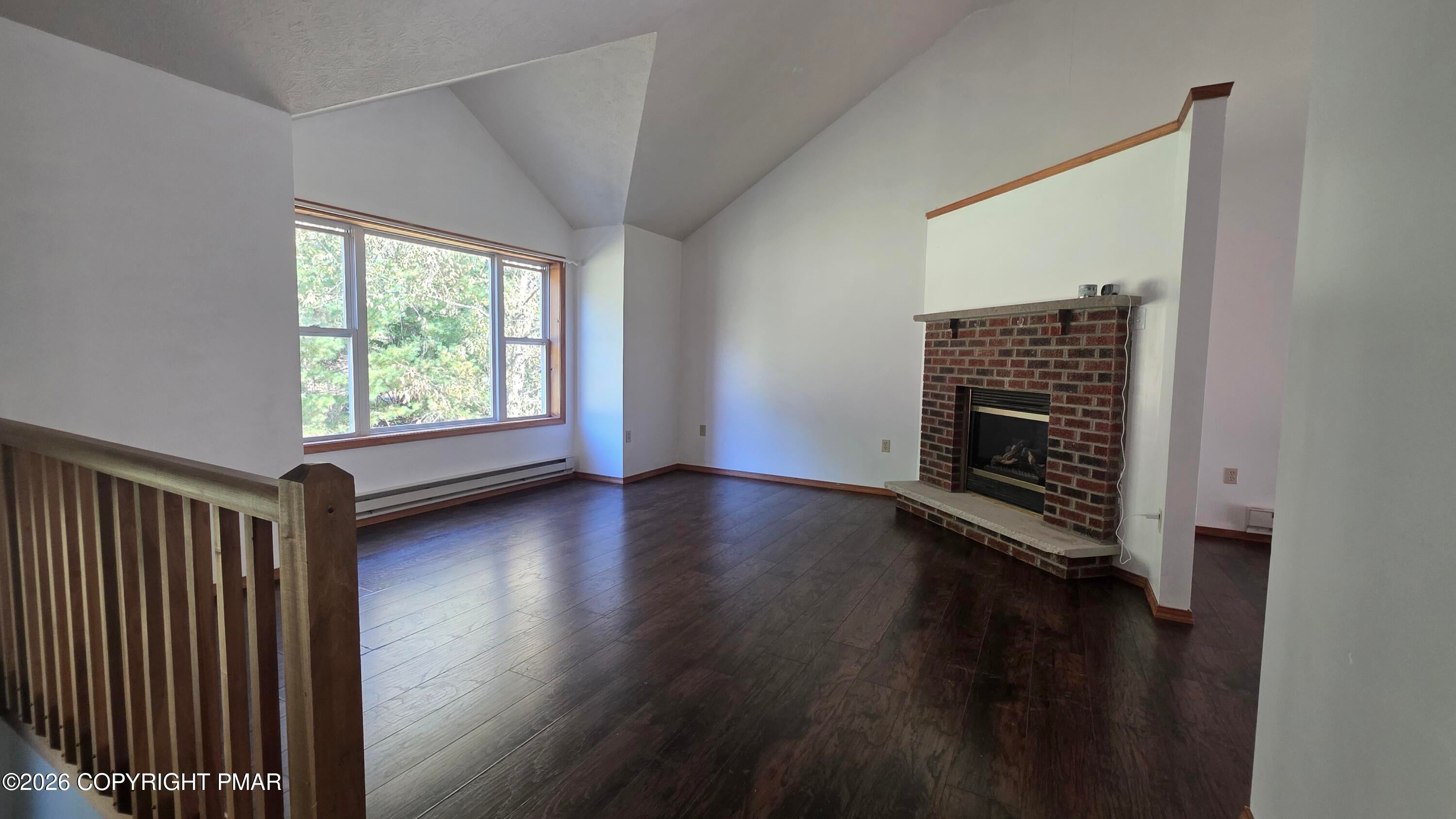838 Cayuga Way