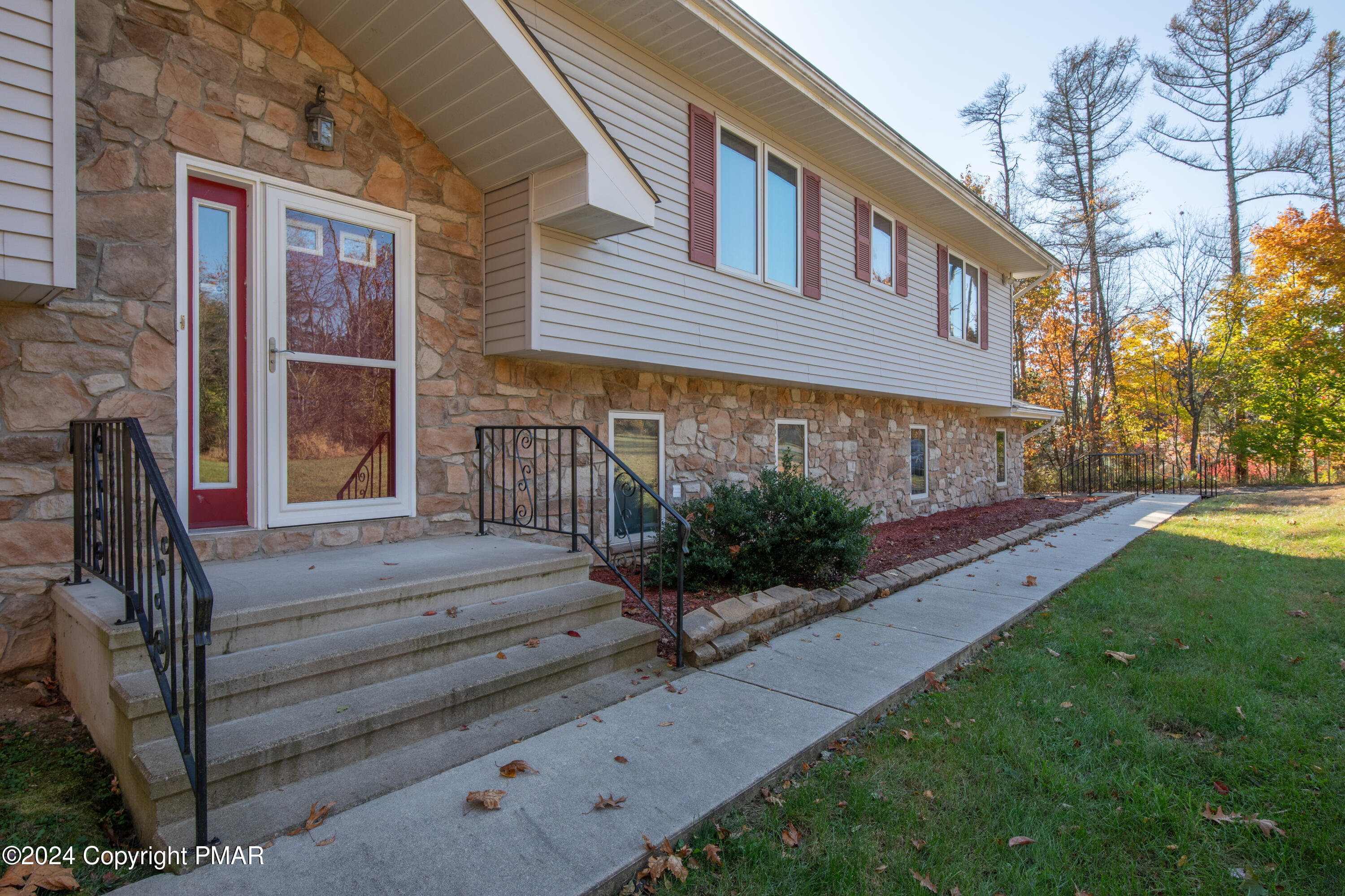 505 Kellers Court, Stroudsburg, Pennsylvania image 3