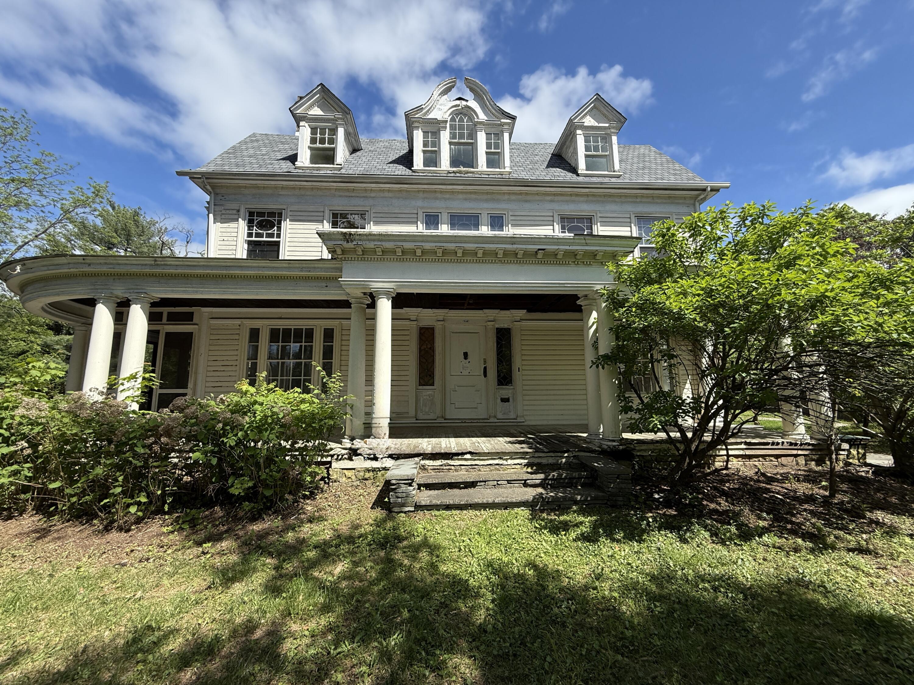 712 Thomas Street, Stroudsburg, Pennsylvania image 1