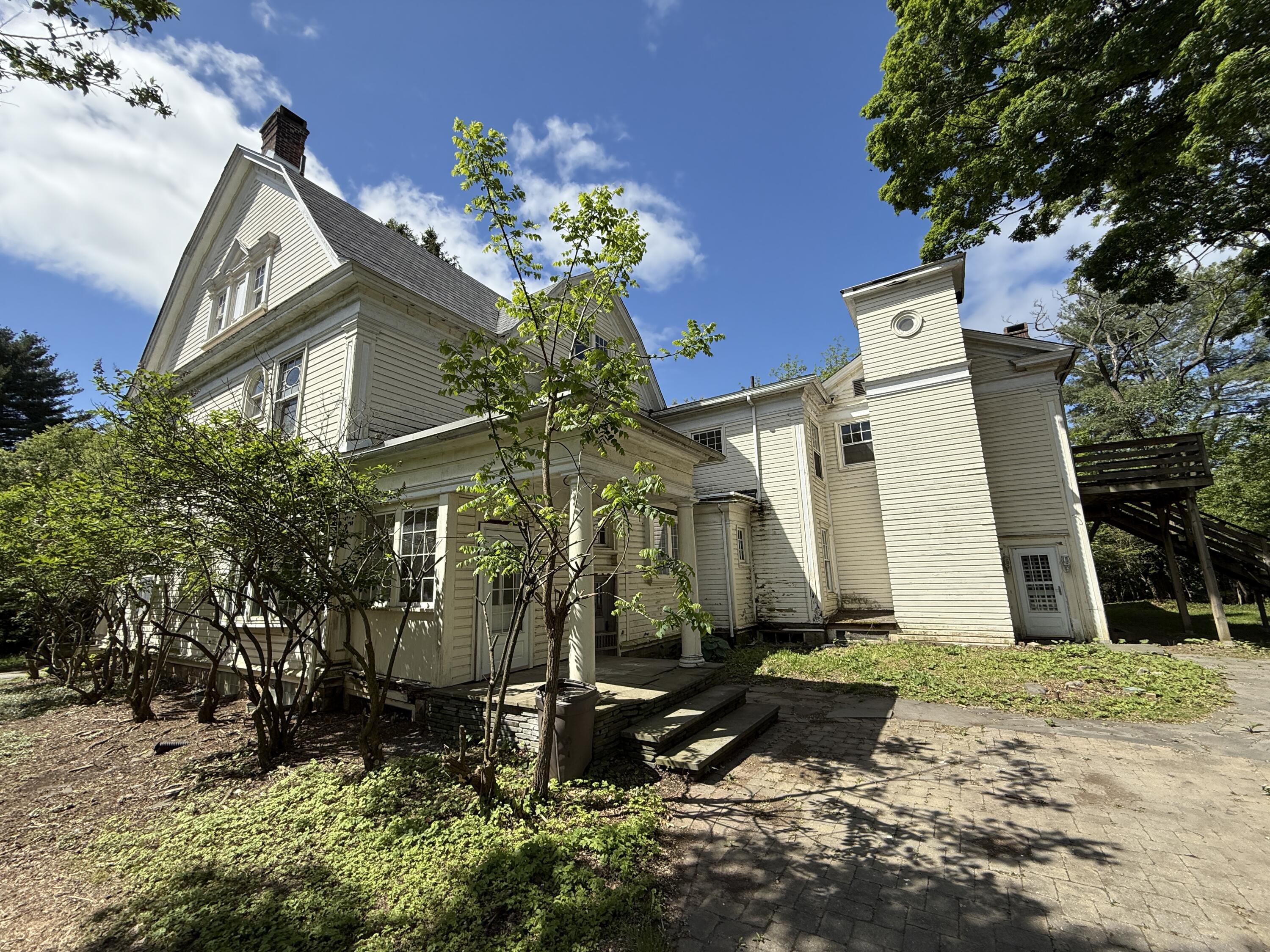 712 Thomas Street, Stroudsburg, Pennsylvania image 3
