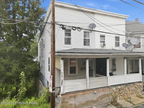 Homes For Sale - 347 W Kline Avenue<br/> Carbon County, Lansford, PA 18232