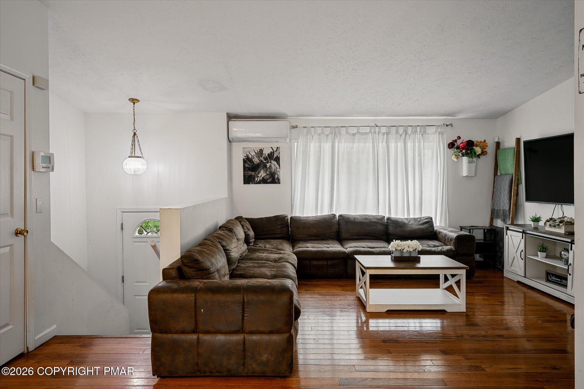 7571 Eagle Rock Drive