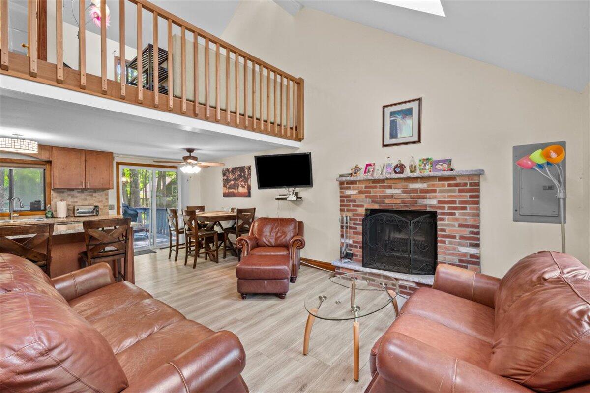 206 Maxatawny Drive, Pocono Lake, Pennsylvania image 4