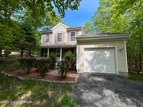 1080 Lancaster Drive Bushkill PA 18324