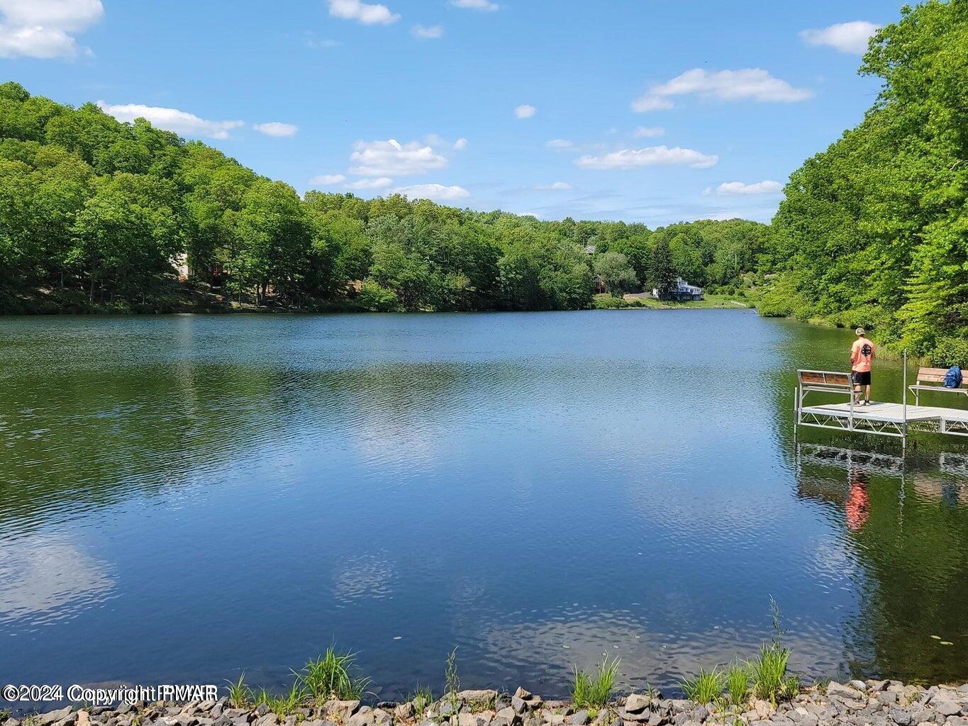 1080 Lancaster Drive, Bushkill, Pennsylvania image 23