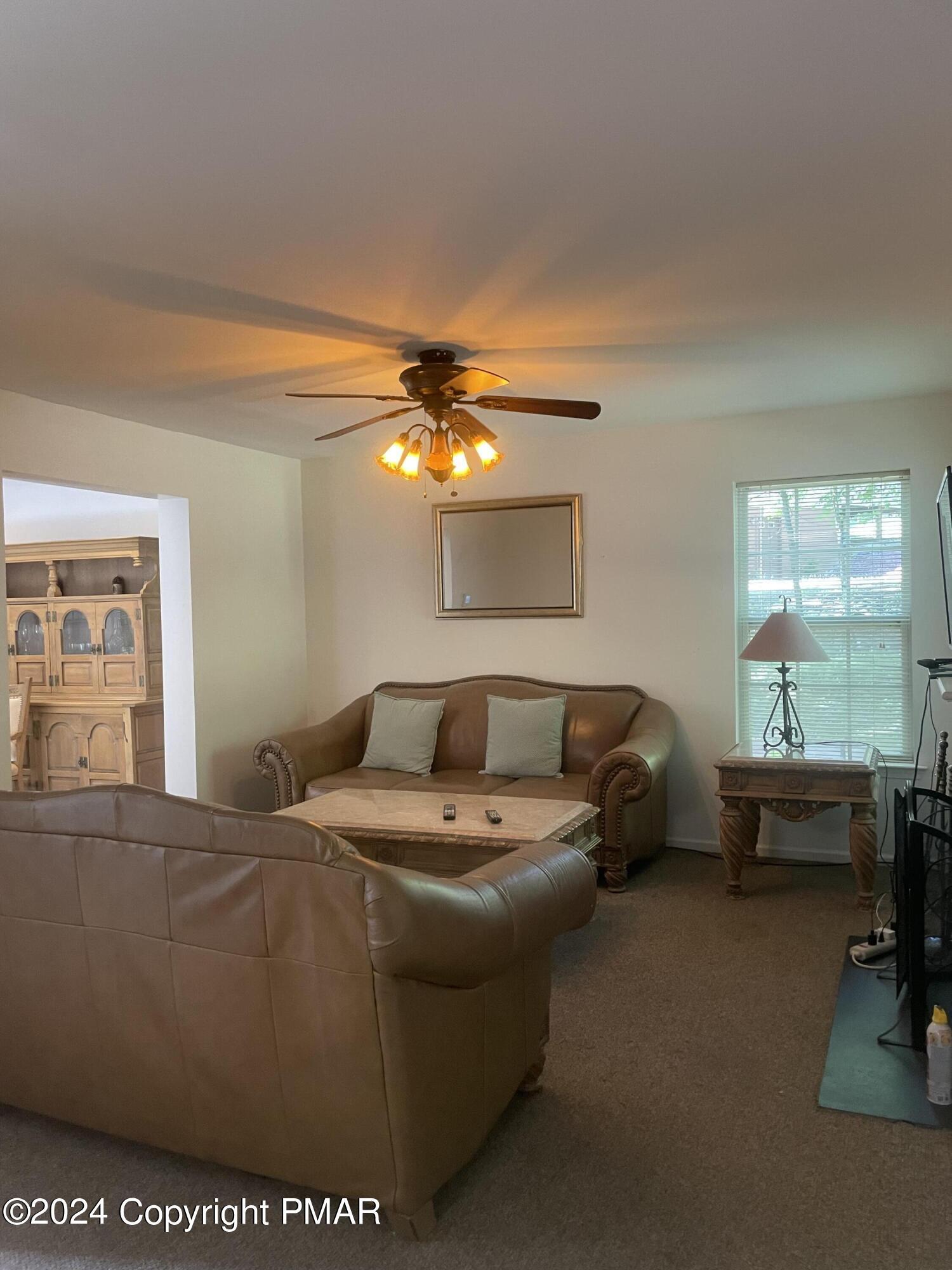 1080 Lancaster Drive, Bushkill, Pennsylvania image 5
