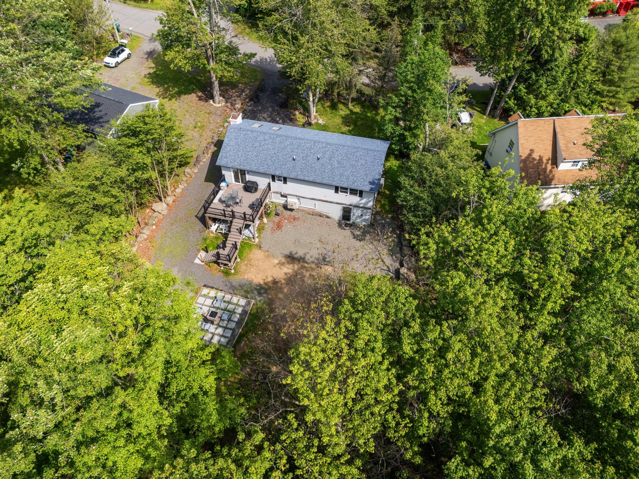 1533 Black Birch Way