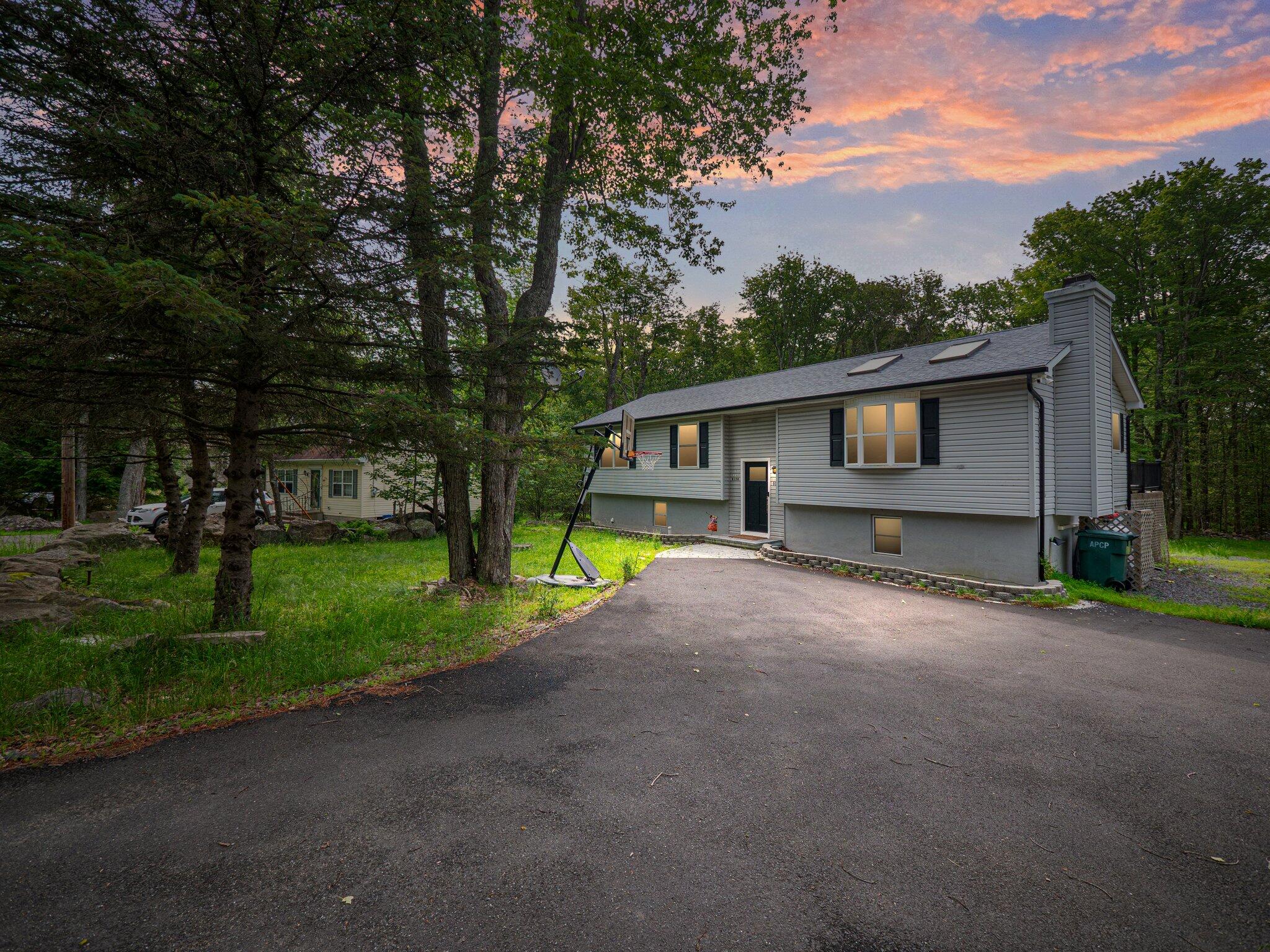 1533 Black Birch Way