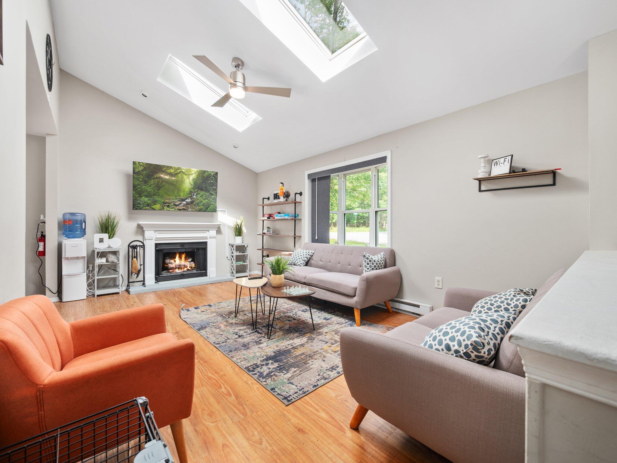 1533 Black Birch Way