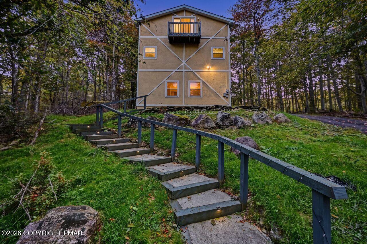 9868 Deerwood Drive