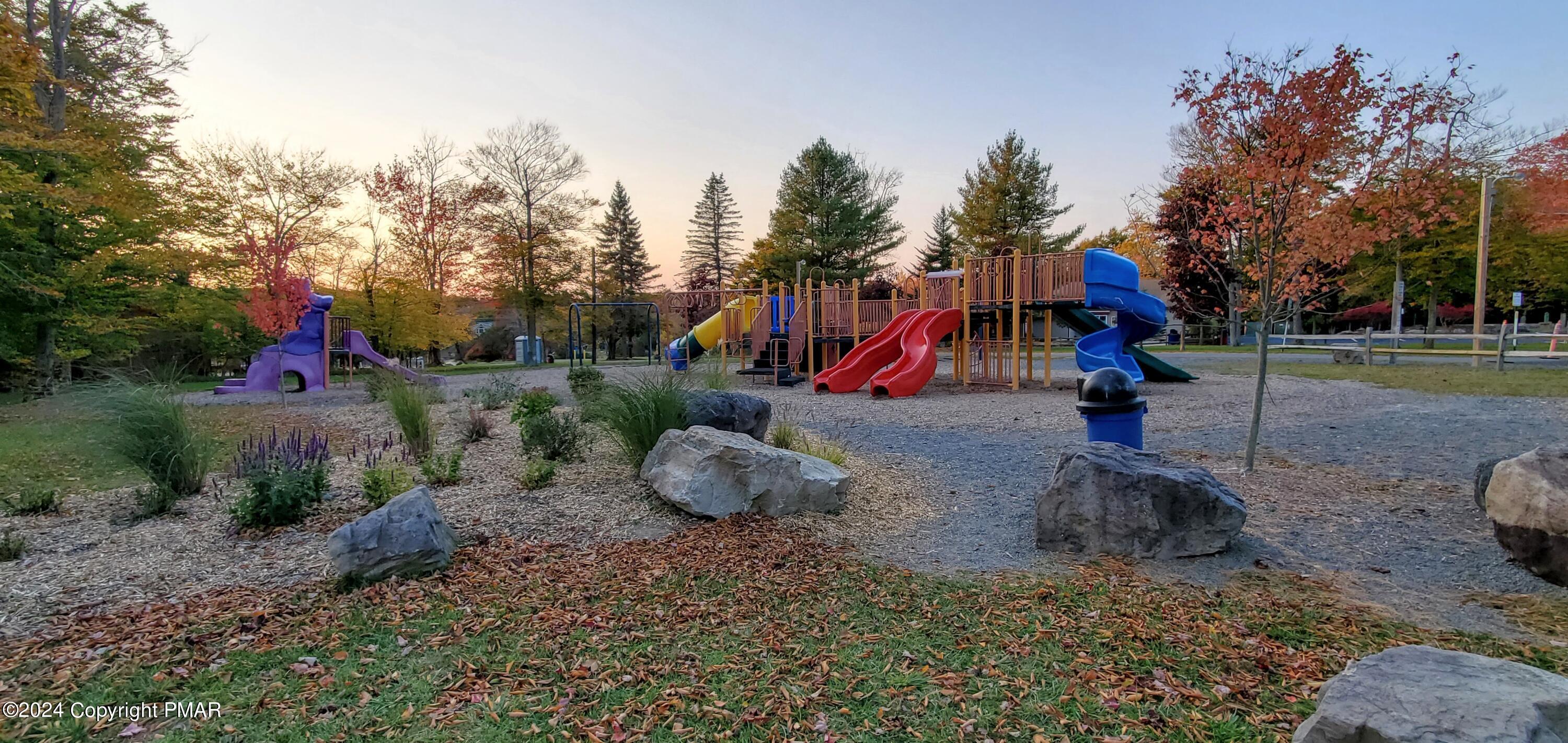 Sunnyside Dr 183 Drive