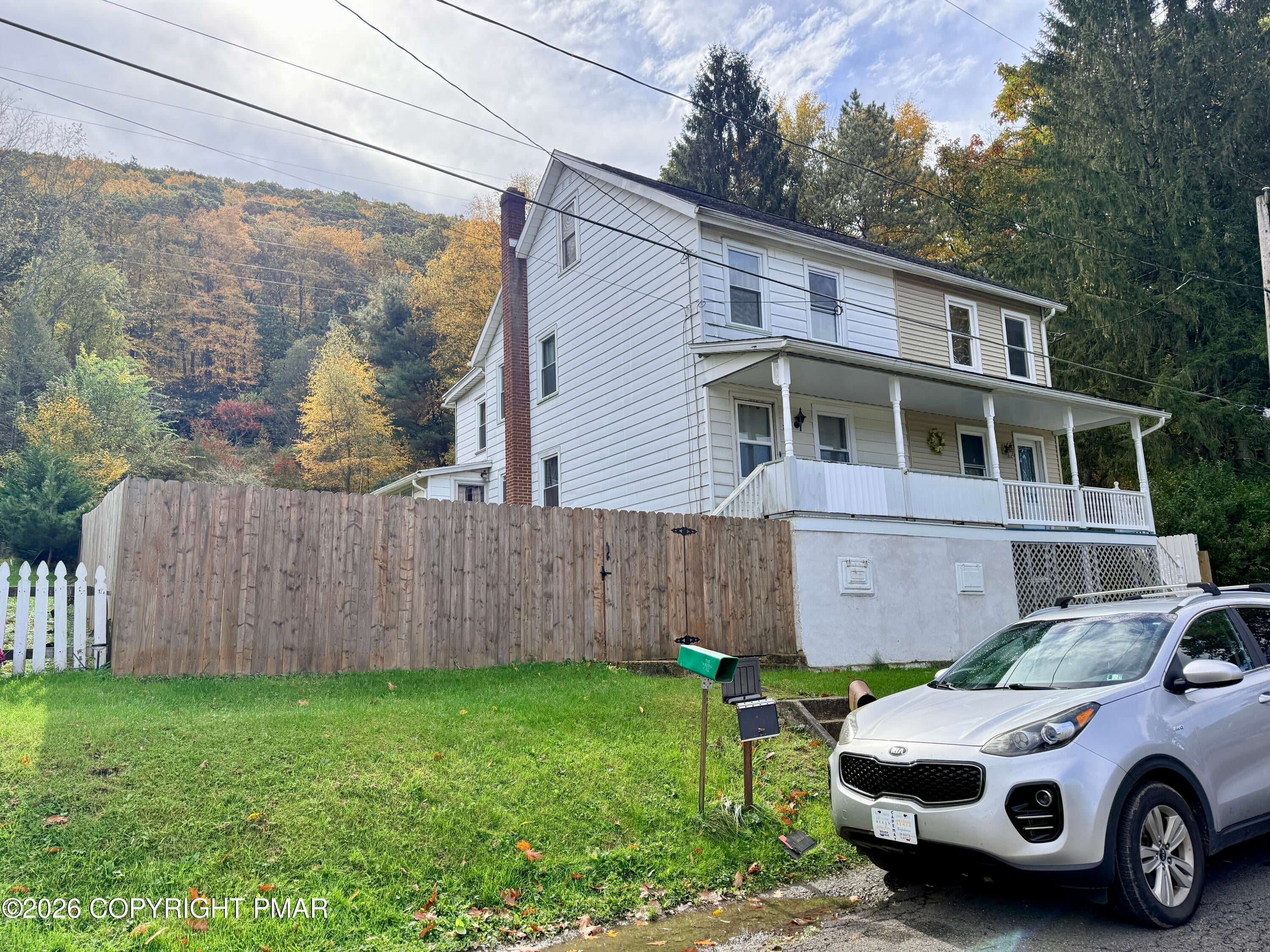 207-209 Yard Street