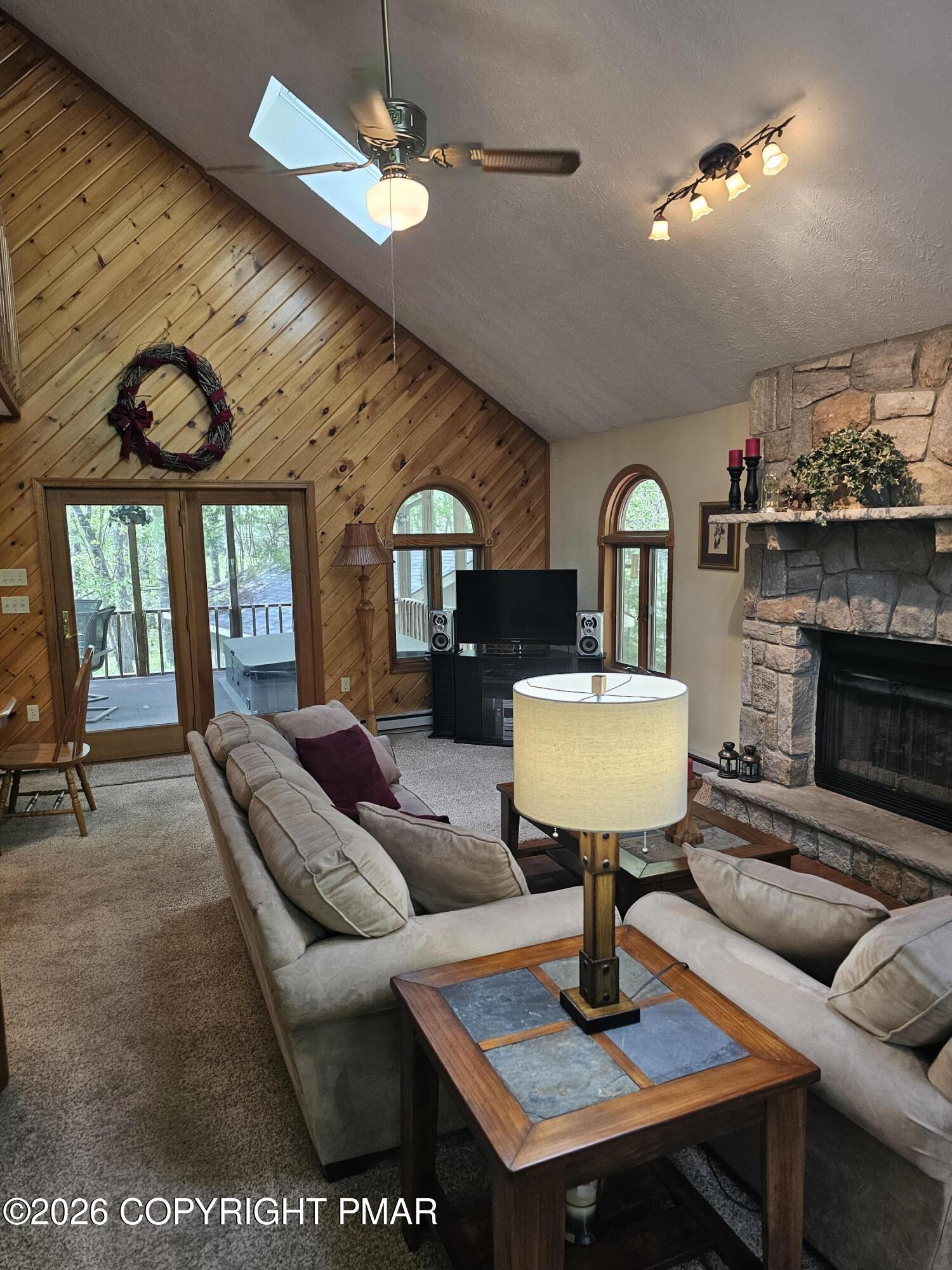 157 Cardinal Lane
