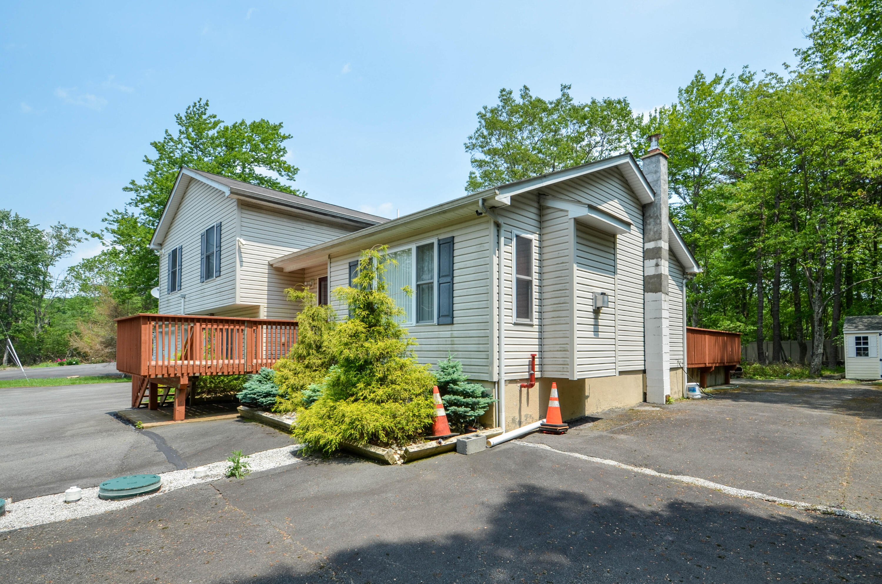 1214 Shadblow Road, Pocono Summit, Pennsylvania image 34