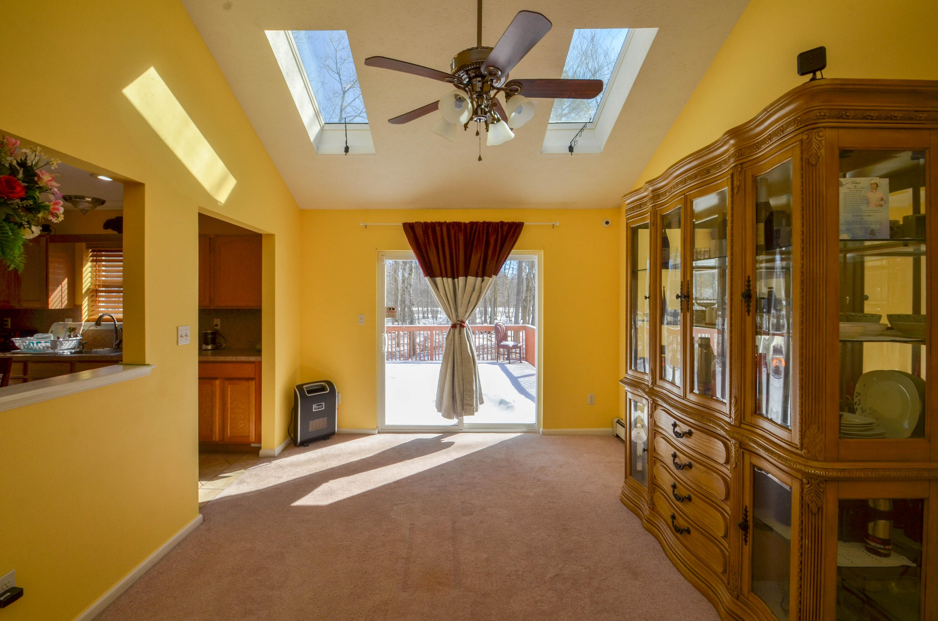 1214 Shadblow Road, Pocono Summit, Pennsylvania image 11