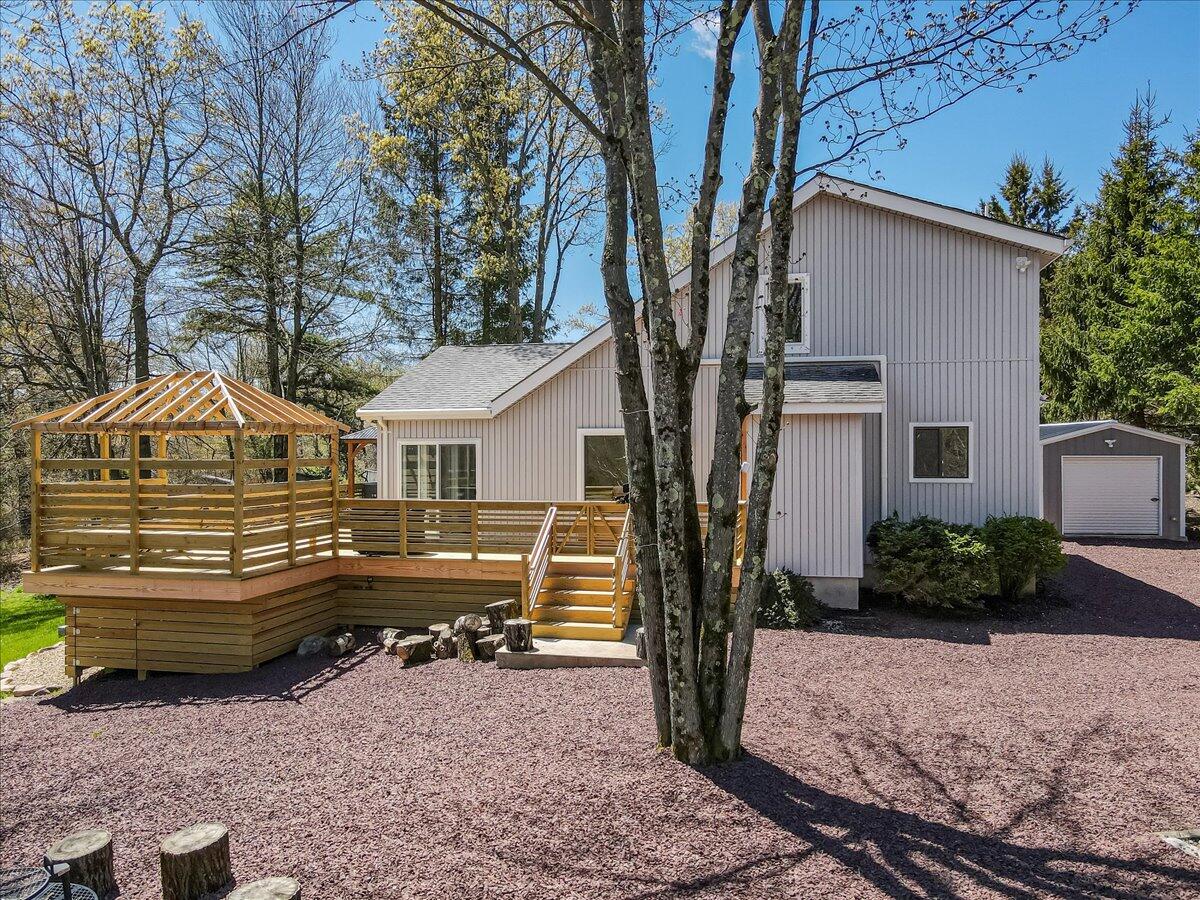 136 Tumbleweed Drive, Long Pond, Pennsylvania image 7