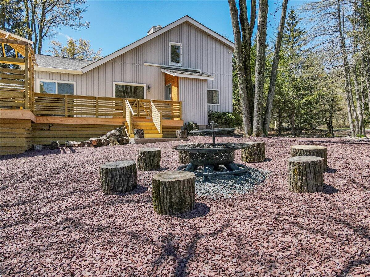 136 Tumbleweed Drive, Long Pond, Pennsylvania image 43