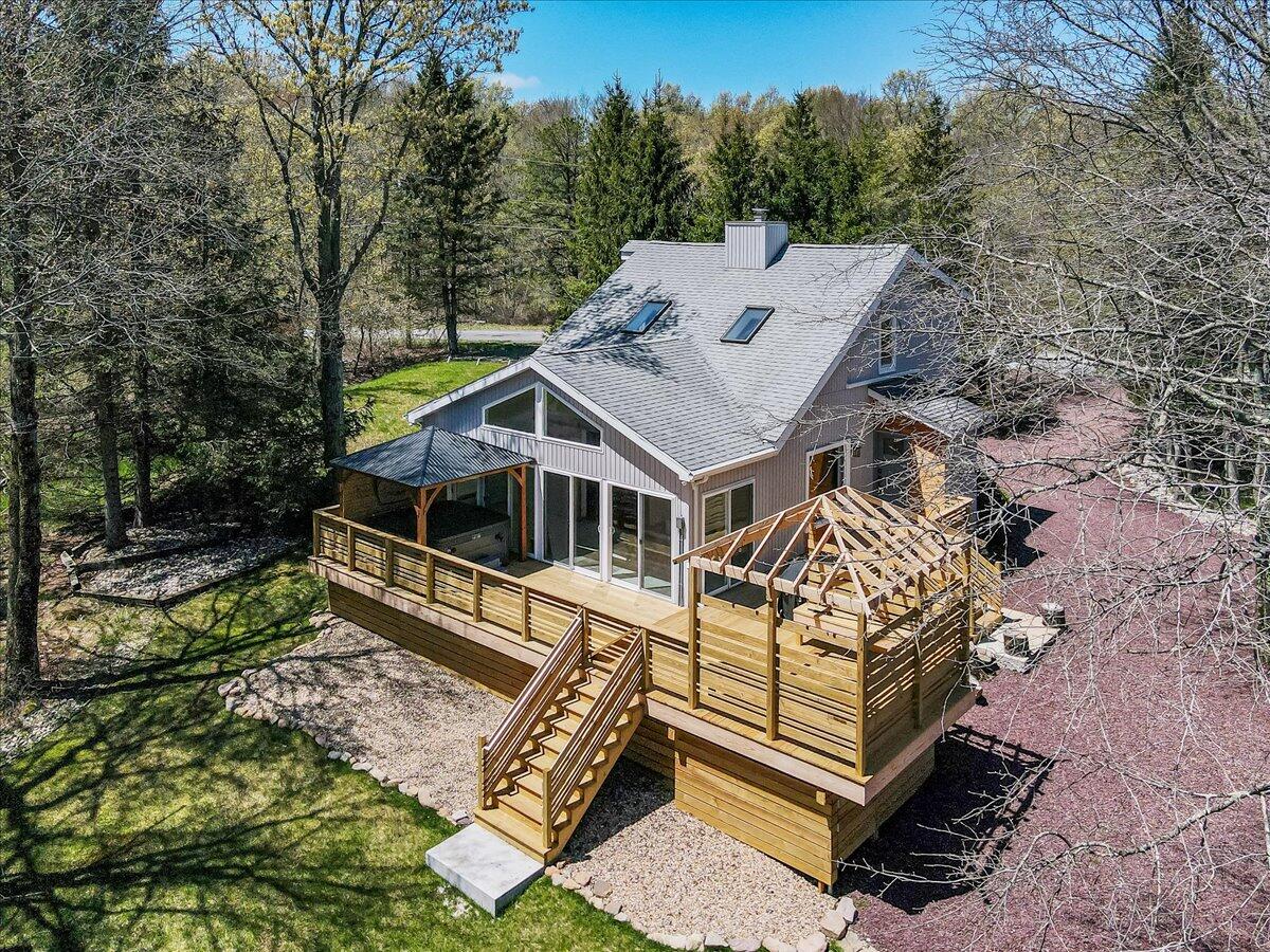 136 Tumbleweed Drive, Long Pond, Pennsylvania image 42