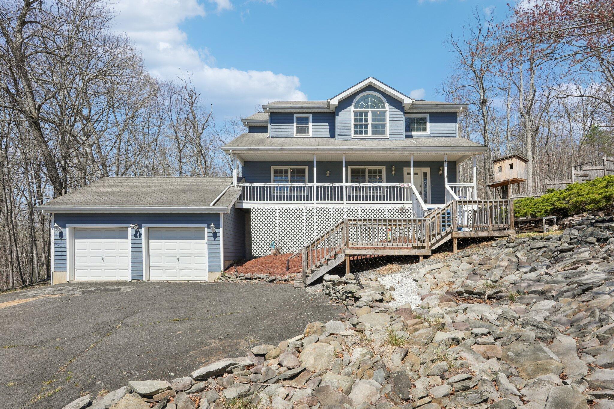 360 Eastshore Drive, East Stroudsburg, Pennsylvania image 2