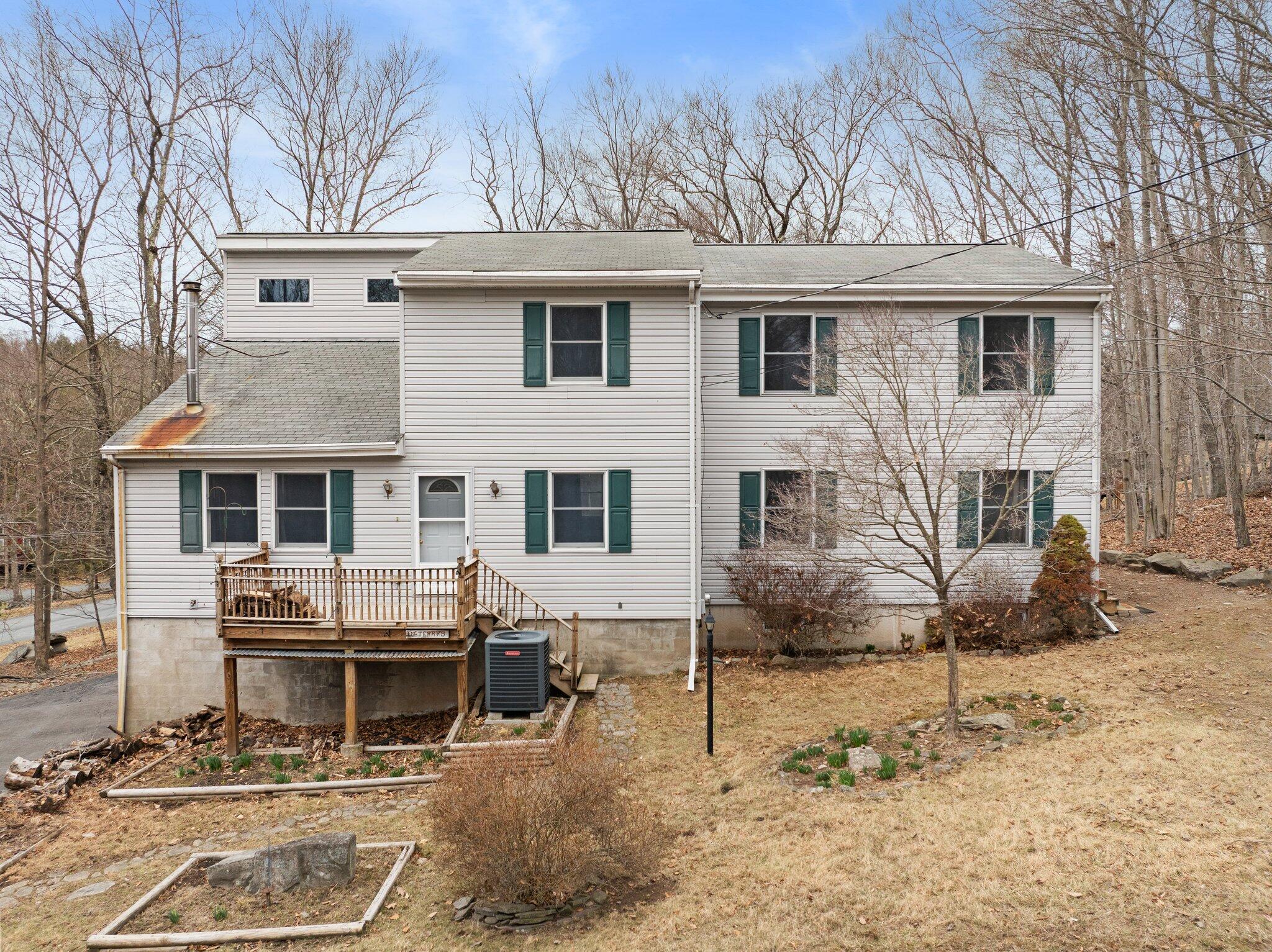 1003 Cheroquee Terrace, Lake Ariel, Pennsylvania image 4