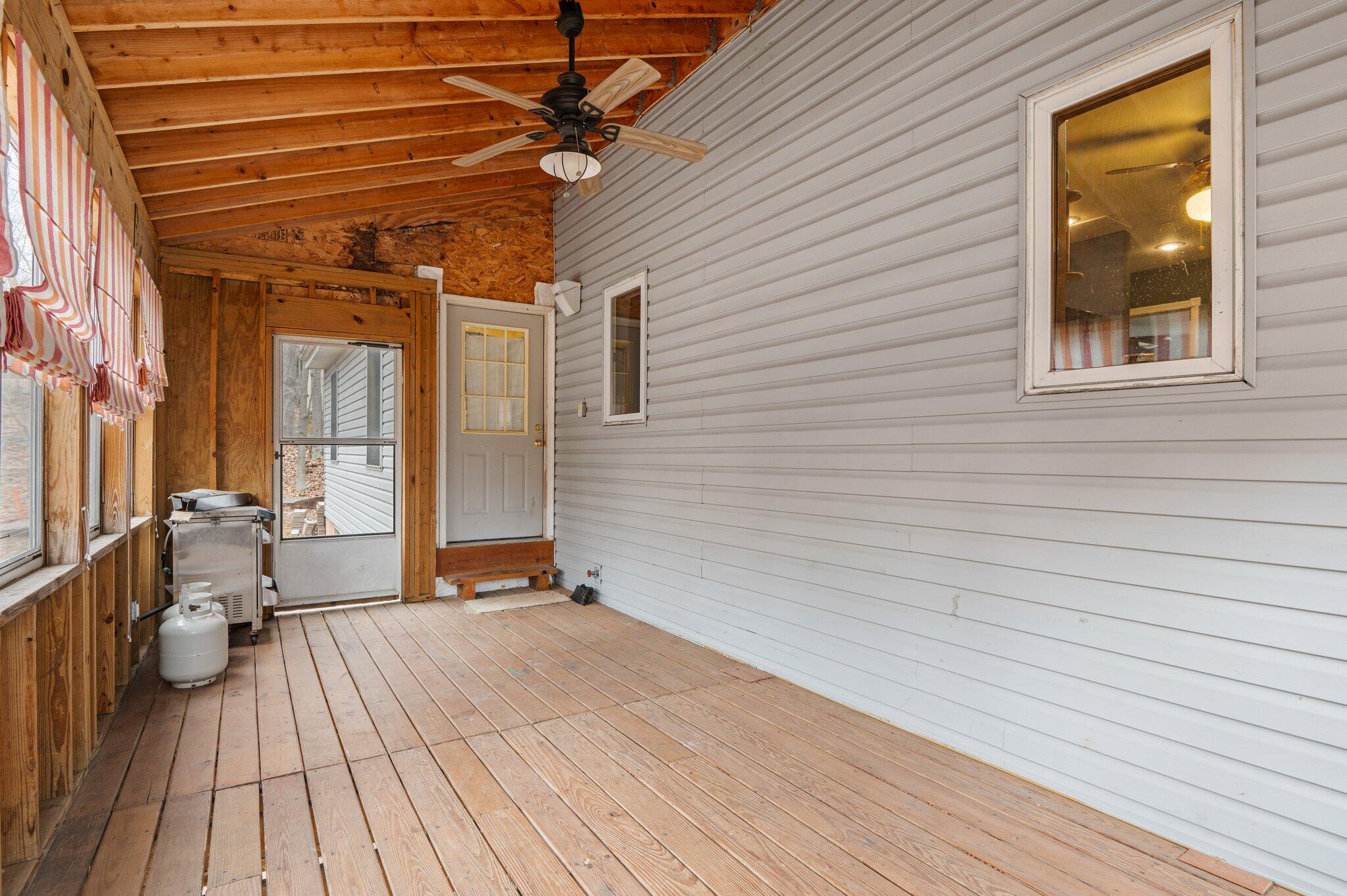 1003 Cheroquee Terrace, Lake Ariel, Pennsylvania image 43