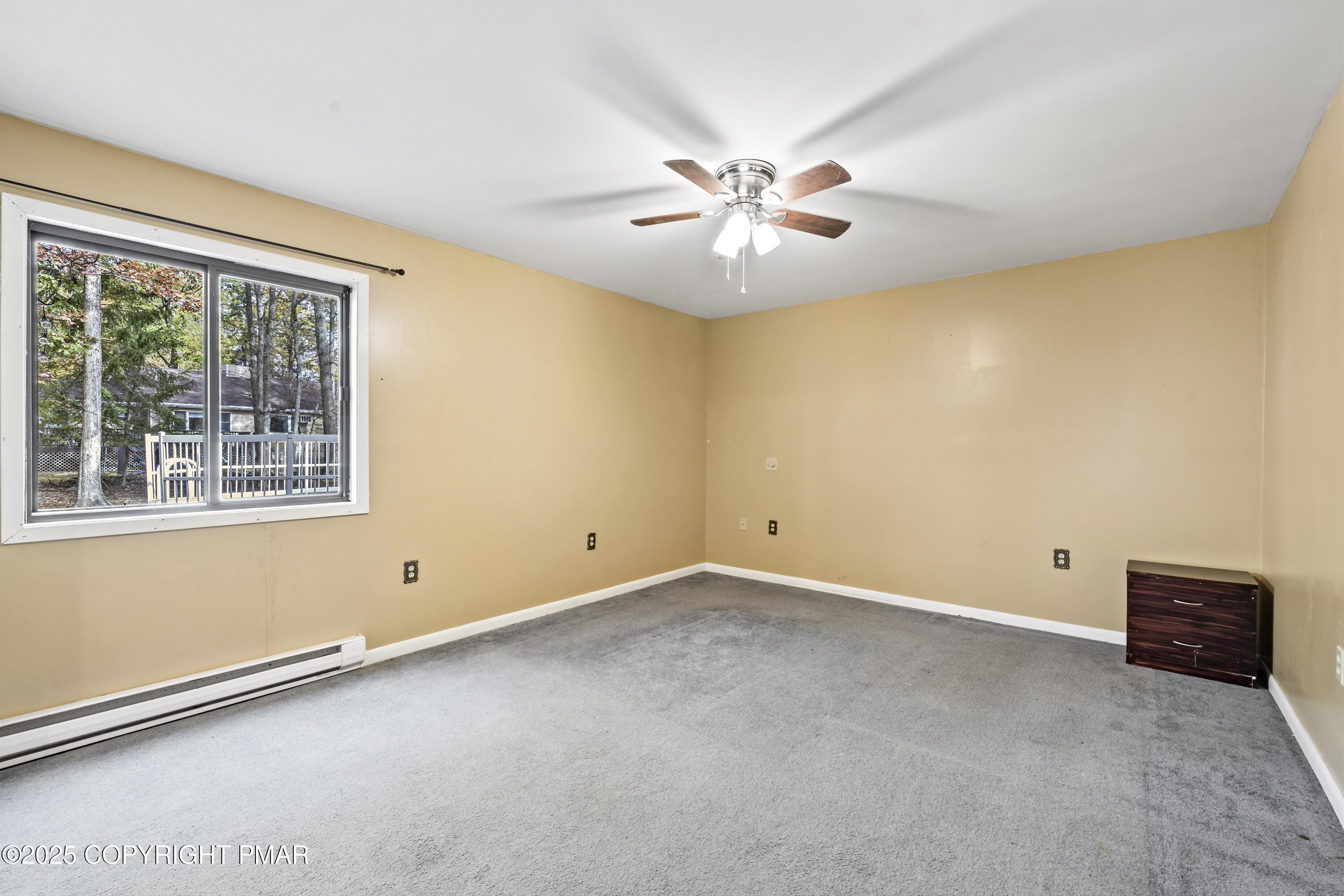 East Stroudsburg, Pennsylvania 18301, United States, 4 Bedrooms Bedrooms, ,2 BathroomsBathrooms,Residential,Active,166387