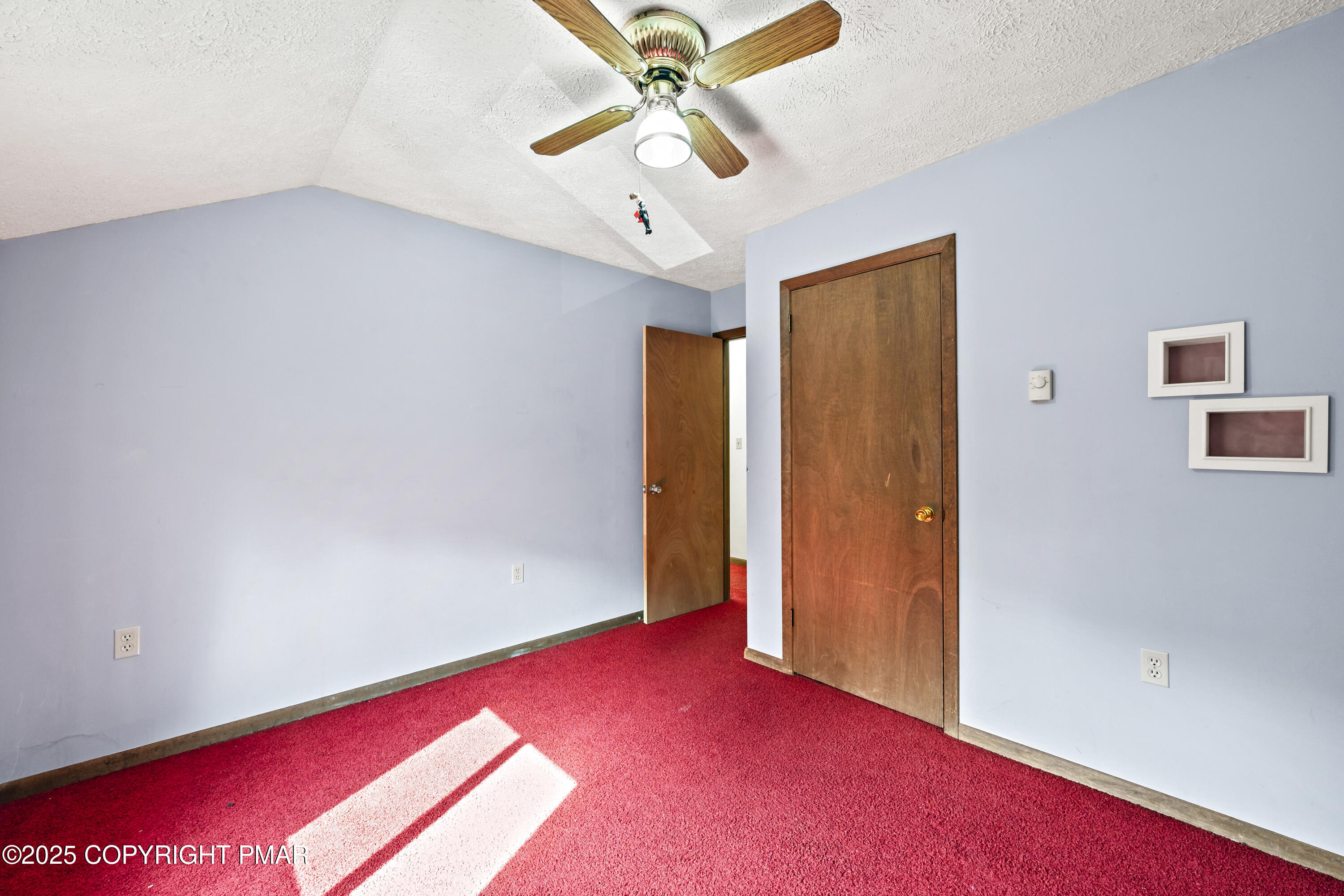 East Stroudsburg, Pennsylvania 18301, United States, 4 Bedrooms Bedrooms, ,2 BathroomsBathrooms,Residential,Active,166387