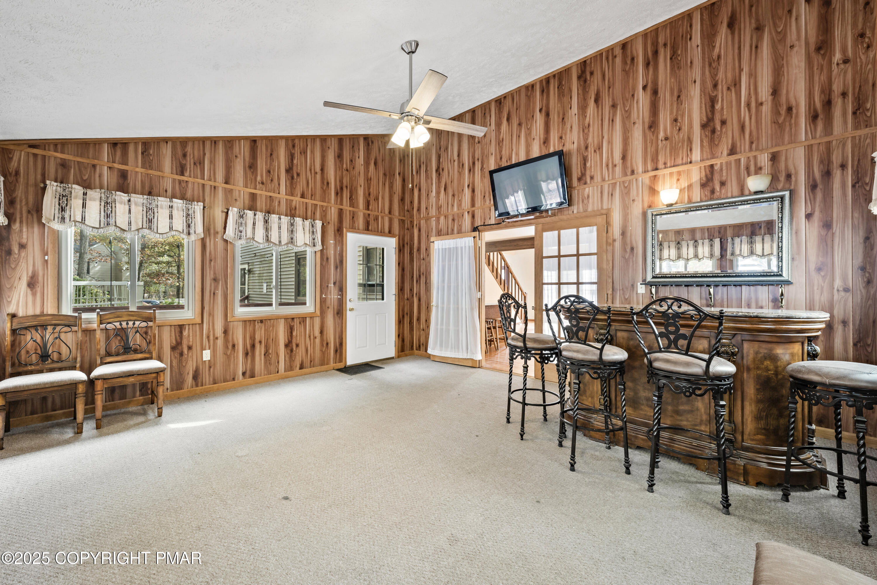 East Stroudsburg, Pennsylvania 18301, United States, 4 Bedrooms Bedrooms, ,2 BathroomsBathrooms,Residential,Active,166387