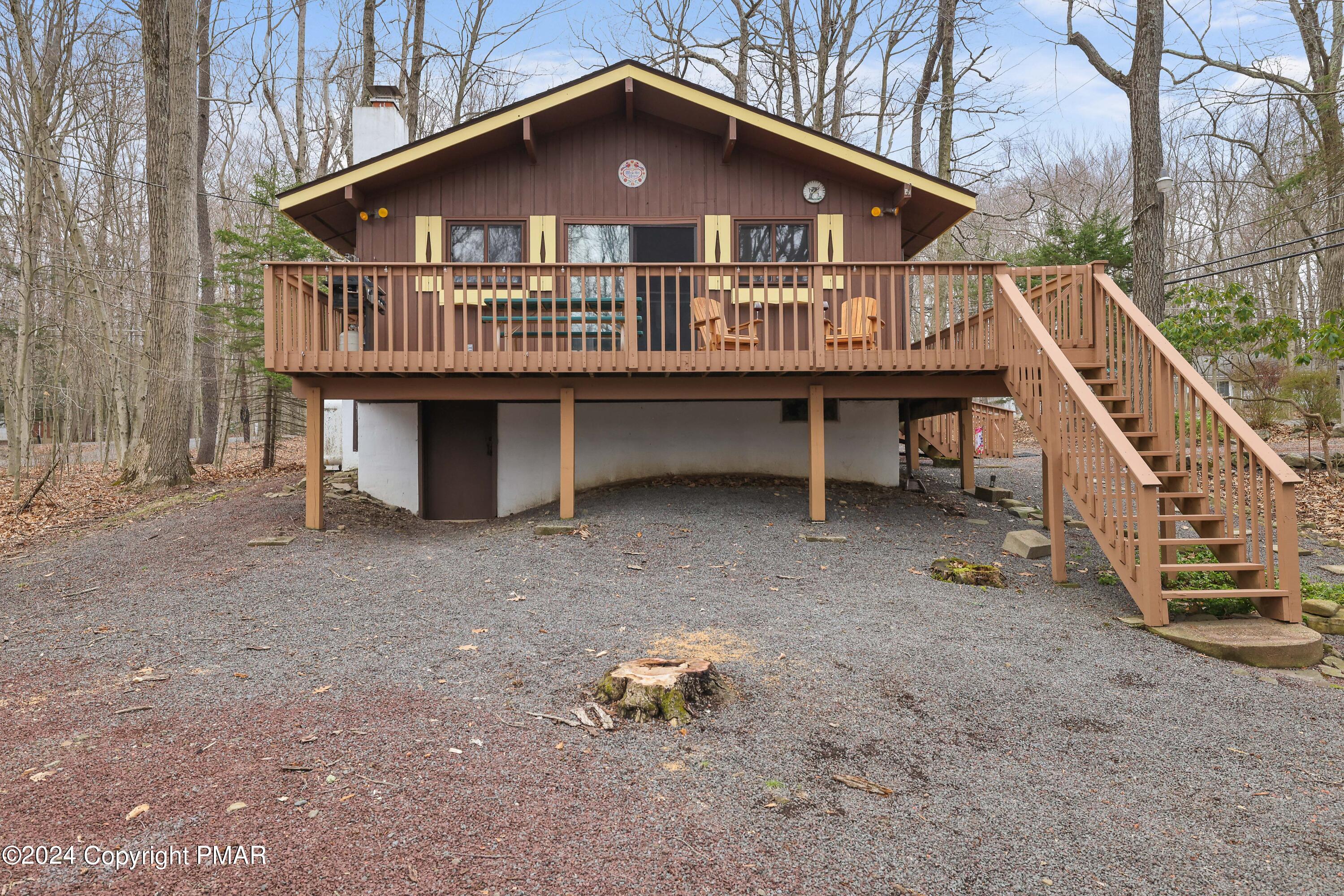 145 Mountain View Drive, Pocono Lake, Pennsylvania image 1