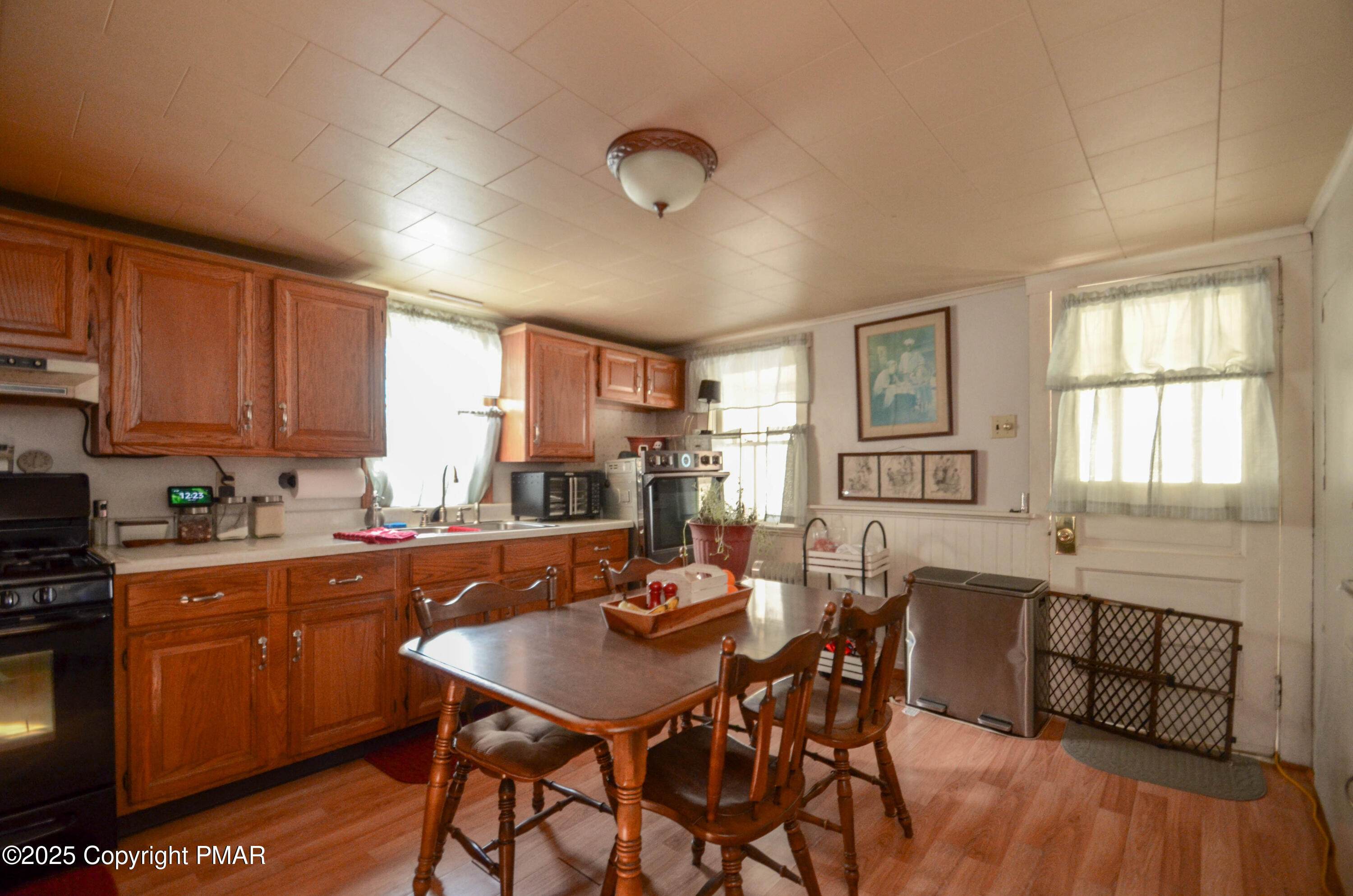 226 W Kline Avenue, Lansford, Pennsylvania image 7