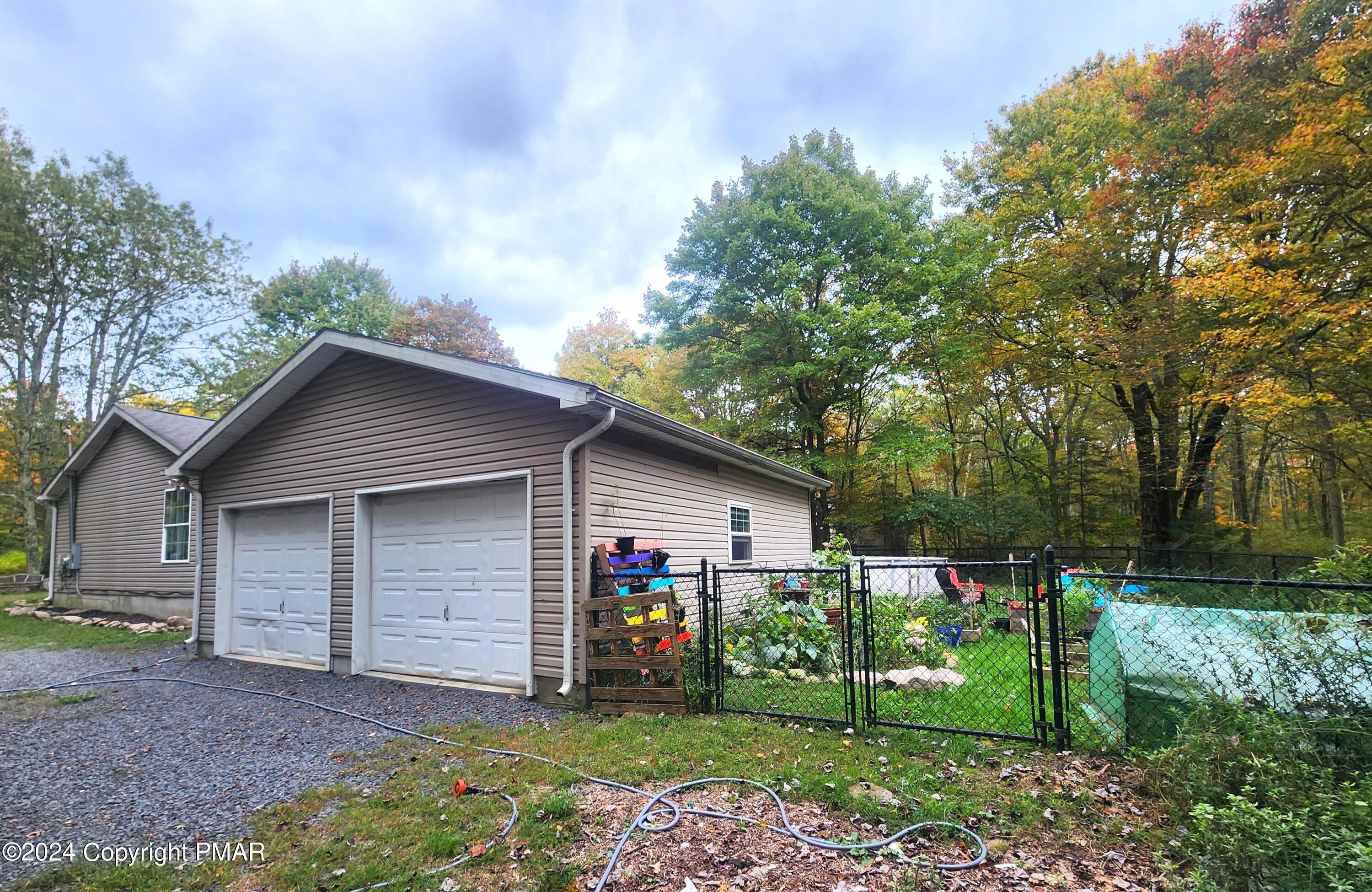 10 Pear Lane, Jim Thorpe, Pennsylvania image 3