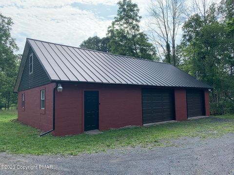 Homes For Rent - 194 Doll Road<br/> Stroudsburg, PA 18360