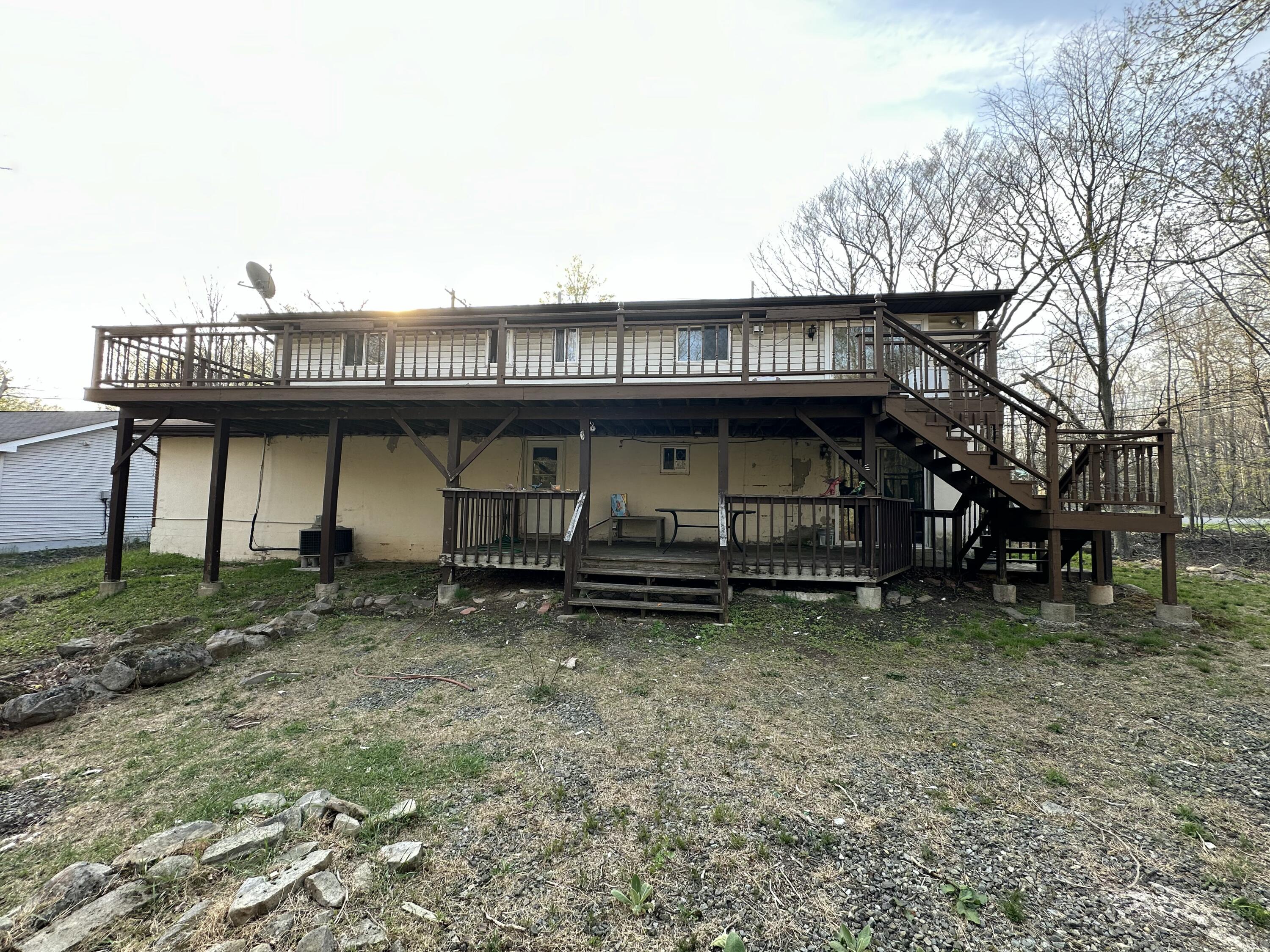 1010 Knollwood Drive, Tobyhanna, Pennsylvania image 6