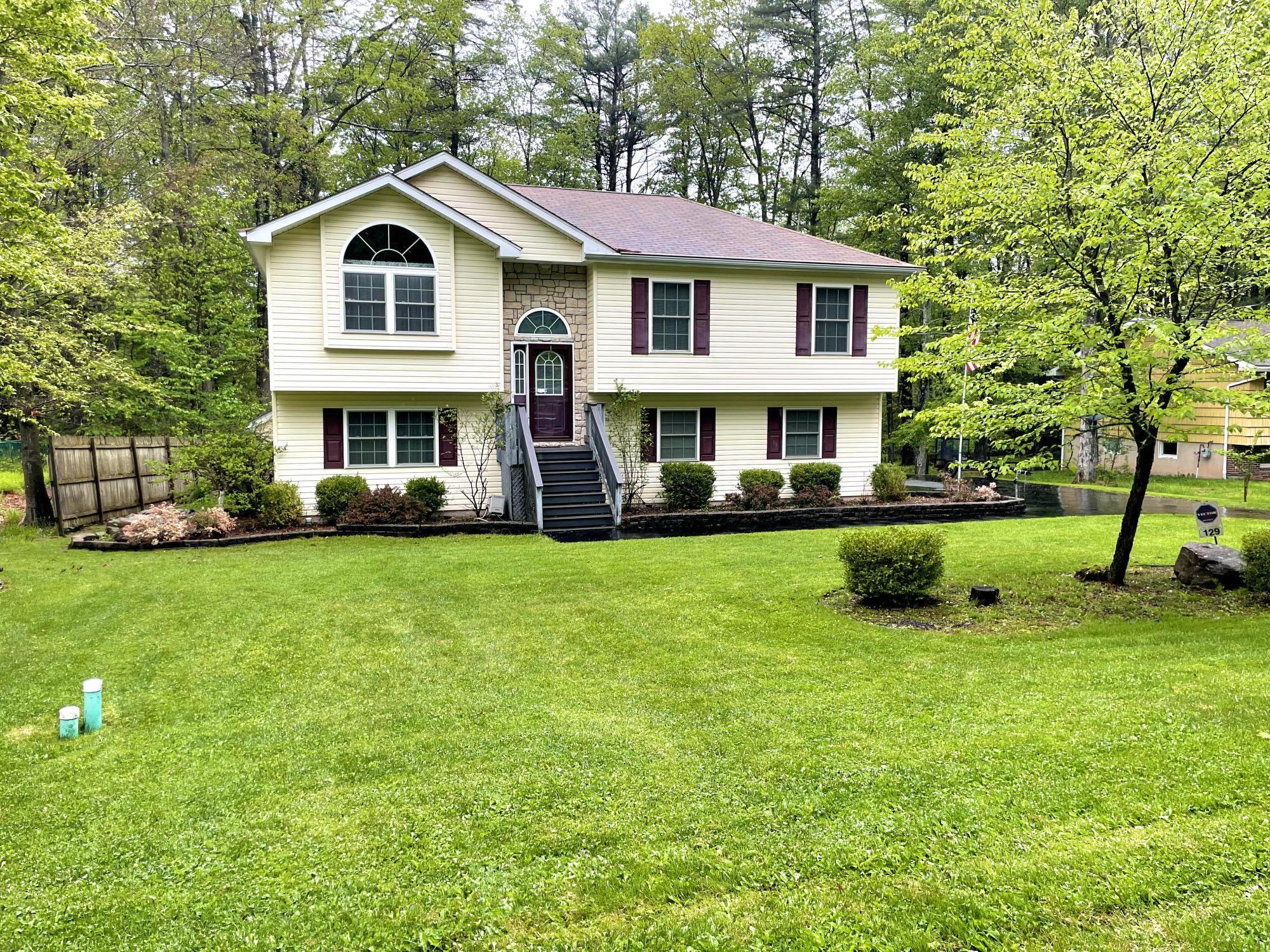 129 Birchwood Road, Blakeslee, Pennsylvania image 2
