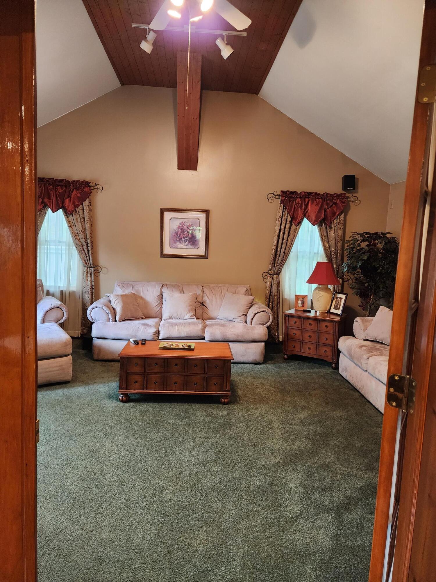 301 Estate Drive, East Stroudsburg, Pennsylvania image 12