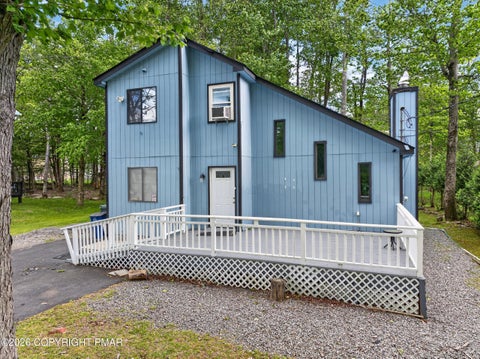 Homes For Rent - 3335 Woodland Drive<br/> Tobyhanna, PA 18466