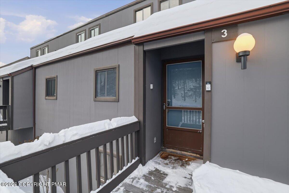 3 Middle Village Way