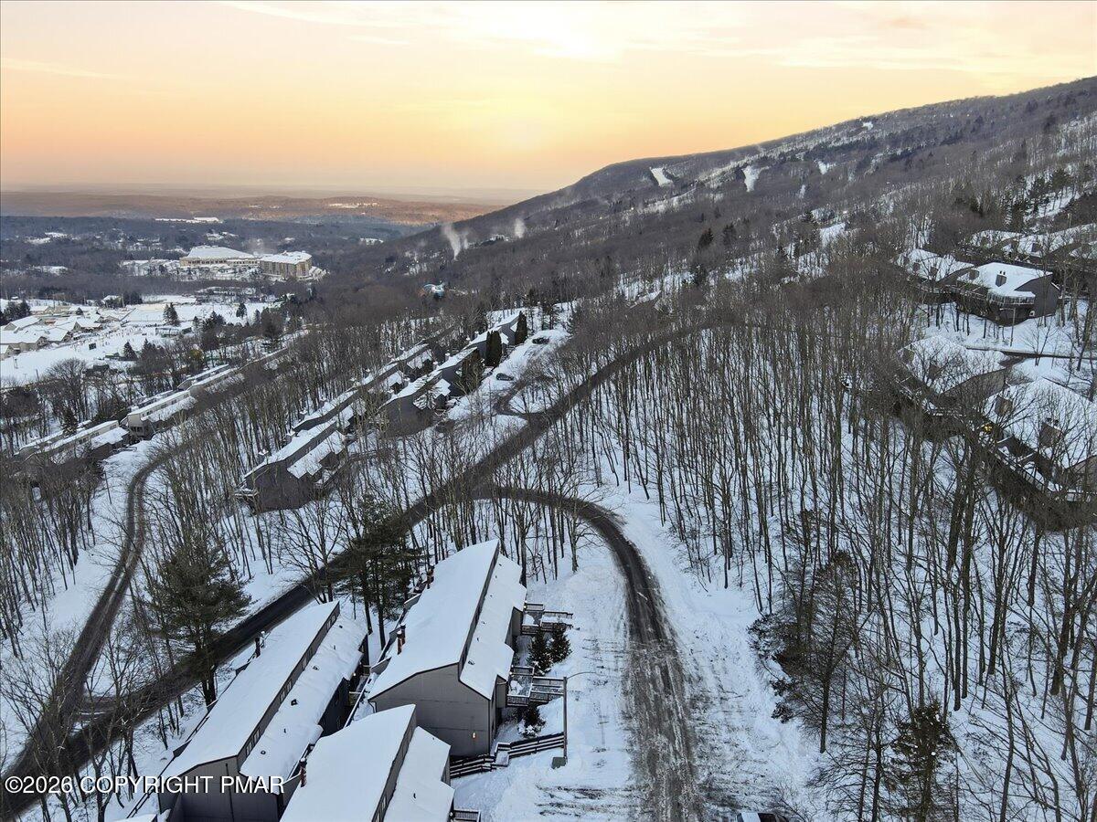 3 Middle Village Way