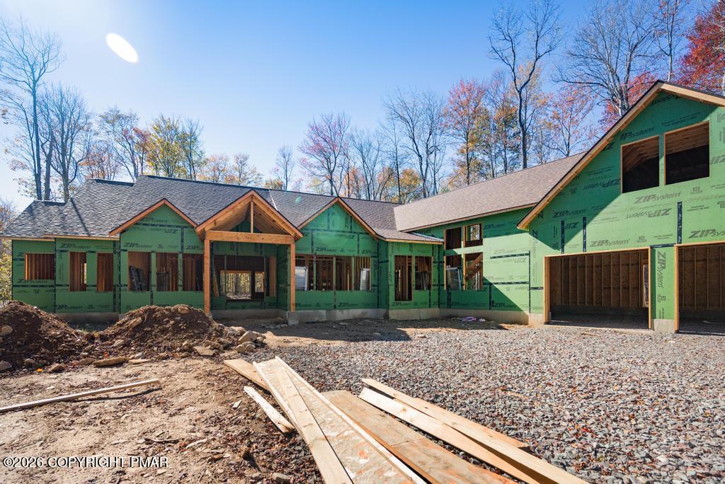 105 Boones Trail