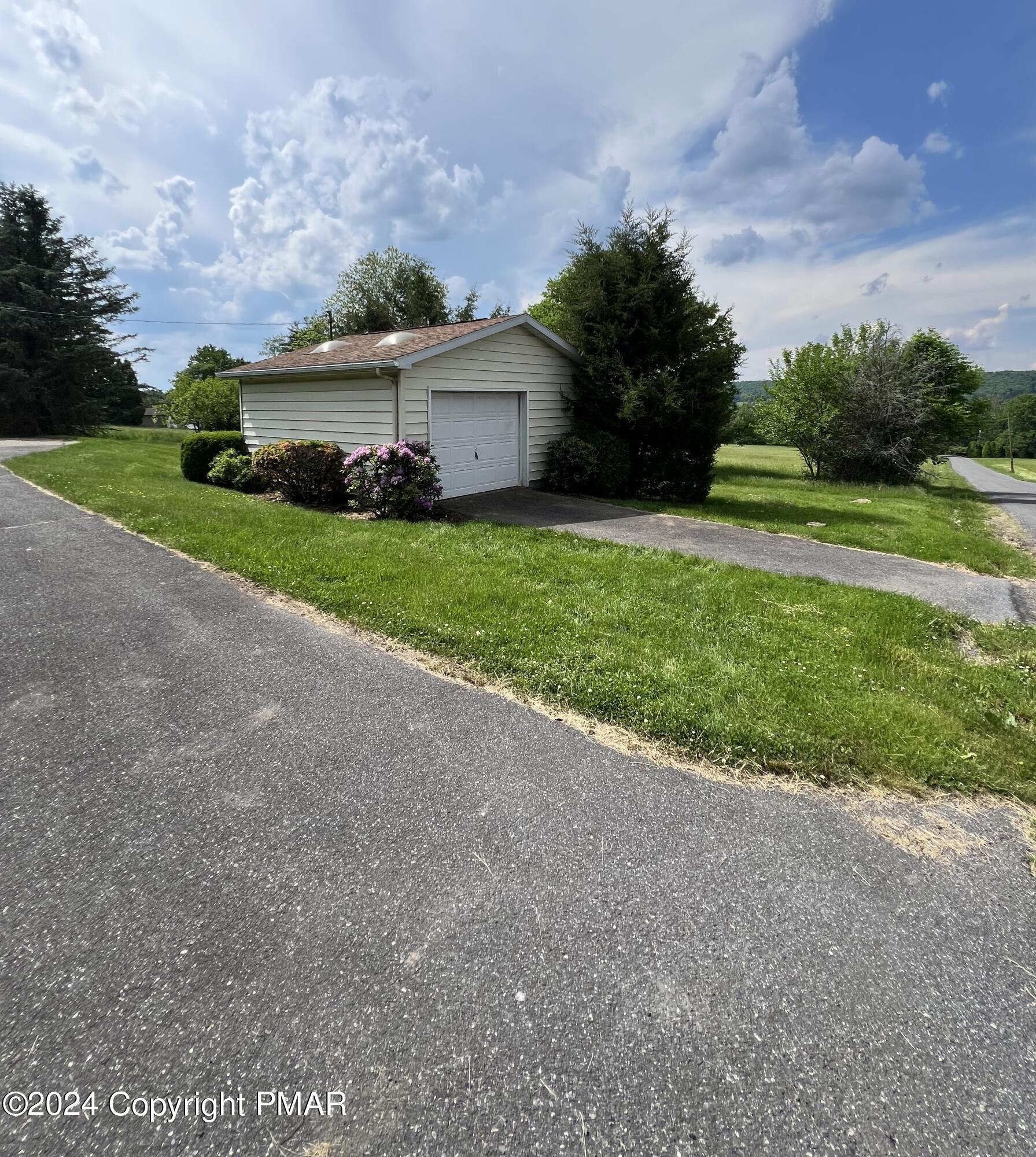 17 W Foothills Drive, Drums, Pennsylvania image 50